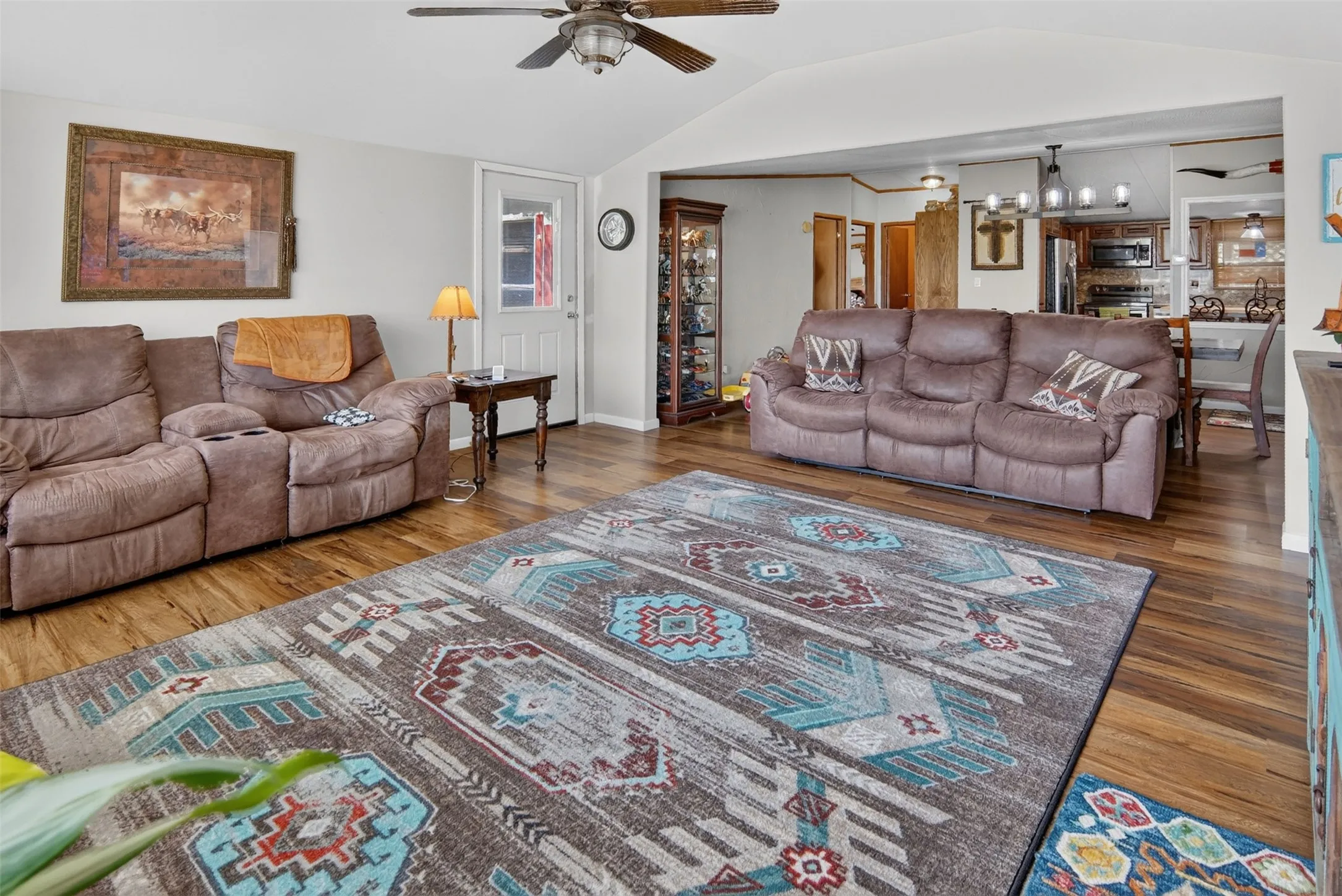 Mobile Home For Sale in Palo Pinto County , 313 Butler Point Road, Possum Kingdom Lake, Texas 76449, 3 Bedroom, 2 Bathroom, 2 Garage spaces, 2,100 Sqft, built in 2001, mls#21310915, Real Estate Agent in Possum Kingdom Lake, Homes For Sale in Palo Pinto county, Homes For Sale in Possum Kingdom Lake, Realtor in Possum Kingdom Lake Texas, Real Estate Brokerage Independent Realty Texas, Luminita Cordes Realtor