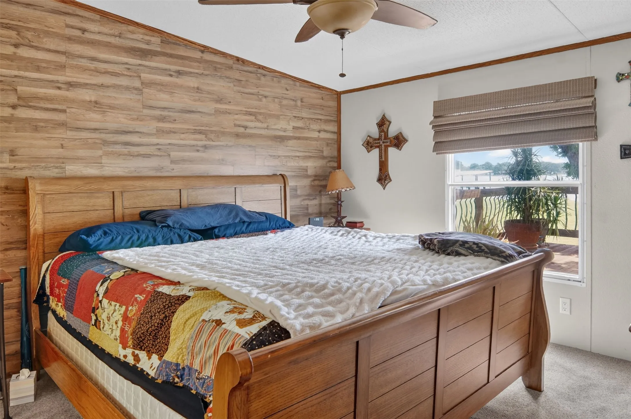 Mobile Home For Sale in Palo Pinto County , 313 Butler Point Road, Possum Kingdom Lake, Texas 76449, 3 Bedroom, 2 Bathroom, 2 Garage spaces, 2,100 Sqft, built in 2001, mls#21310915, Real Estate Agent in Possum Kingdom Lake, Homes For Sale in Palo Pinto county, Homes For Sale in Possum Kingdom Lake, Realtor in Possum Kingdom Lake Texas, Real Estate Brokerage Independent Realty Texas, Luminita Cordes Realtor