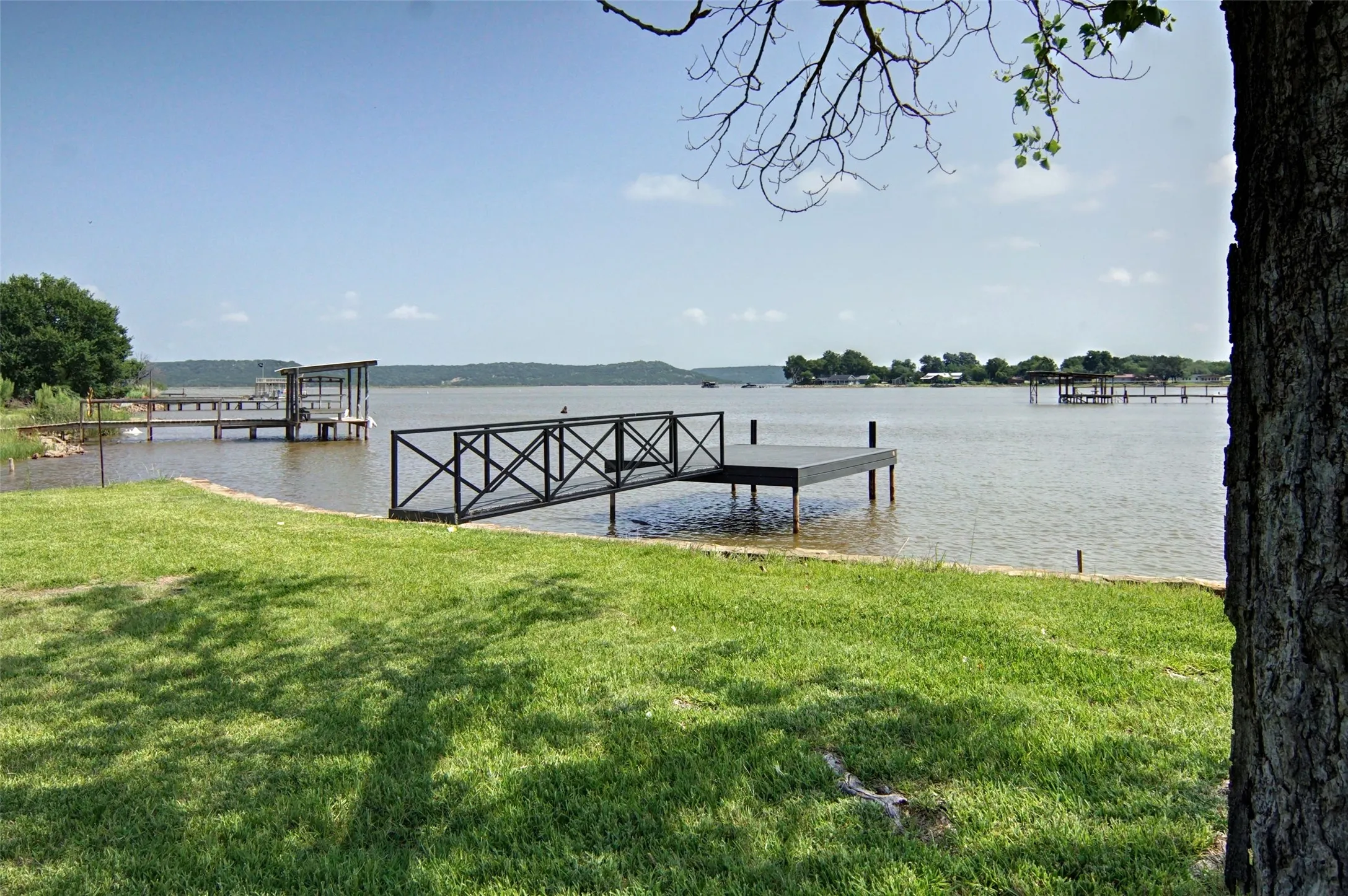Mobile Home For Sale in Palo Pinto County , 313 Butler Point Road, Possum Kingdom Lake, Texas 76449, 3 Bedroom, 2 Bathroom, 2 Garage spaces, 2,100 Sqft, built in 2001, mls#21310915, Real Estate Agent in Possum Kingdom Lake, Homes For Sale in Palo Pinto county, Homes For Sale in Possum Kingdom Lake, Realtor in Possum Kingdom Lake Texas, Real Estate Brokerage Independent Realty Texas, Luminita Cordes Realtor