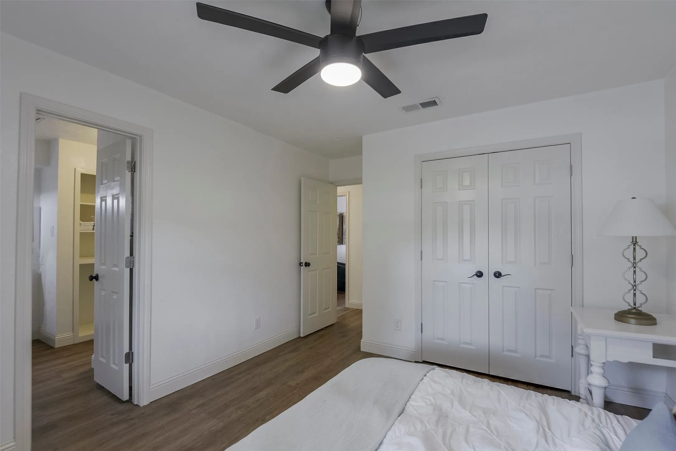 Single Family Residence For Sale in Dallas County , 510 N Clark Road, Duncanville, Texas 75116, 3 Bedroom, 3 Bathroom, 4 Garage spaces, 2,343 Sqft, built in 1977, mls#21310268, Real Estate Agent in Duncanville, Homes For Sale in Dallas county, Homes For Sale in Duncanville, Realtor in Duncanville Texas, Real Estate Brokerage Independent Realty Texas, Luminita Cordes Realtor