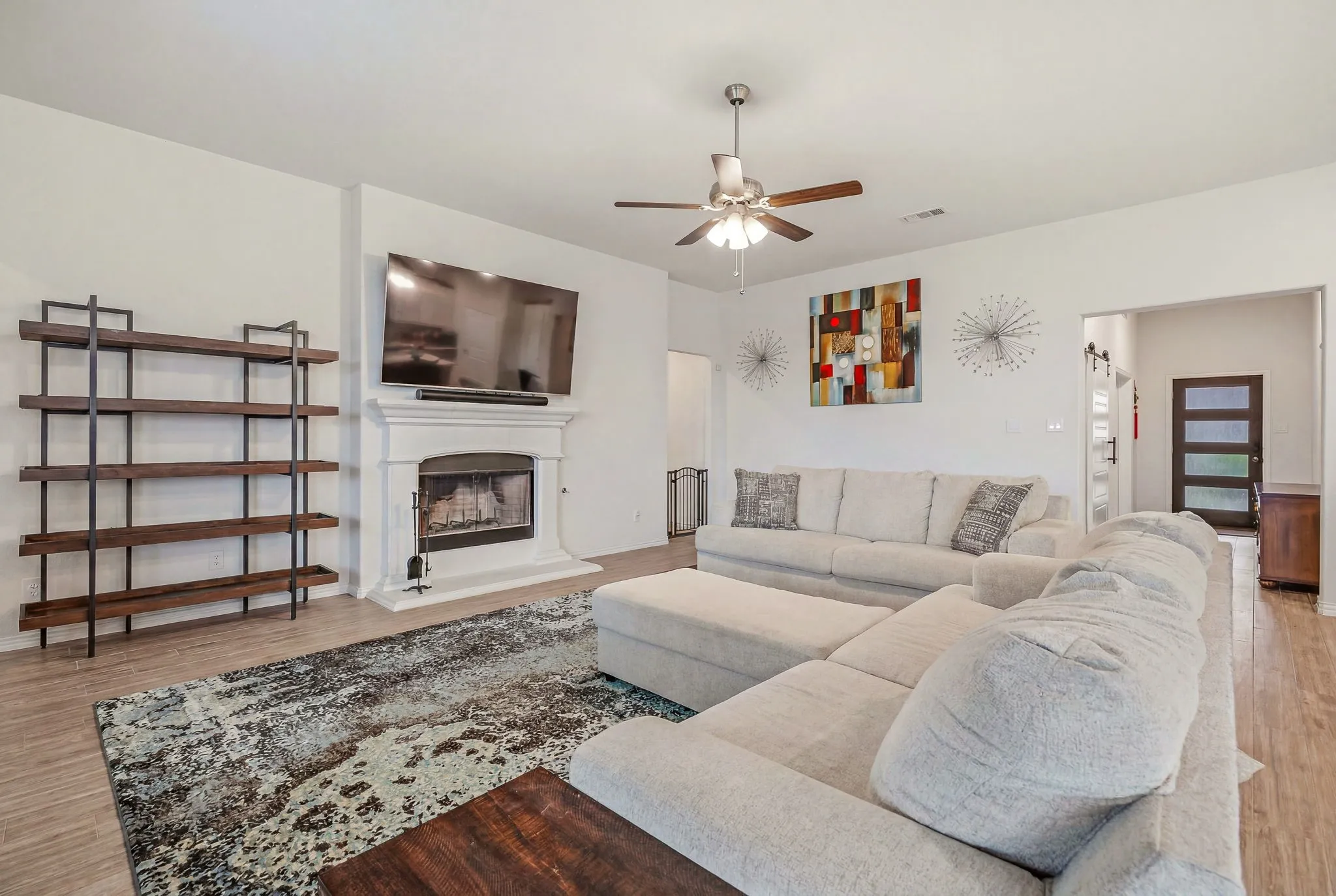 Single Family Residence For Rent in Parker County , 312 Honey Brook Lane, Aledo, Texas 76008, 4 Bedroom, 3 Bathroom, 2 Garage spaces, 2,499 Sqft, built in 2022, mls#21311459, Real Estate Agent in Aledo, Homes For Rent in Parker county, Homes For Rent in Aledo, Realtor in Aledo Texas, Real Estate Brokerage Independent Realty Texas, Luminita Cordes Realtor
