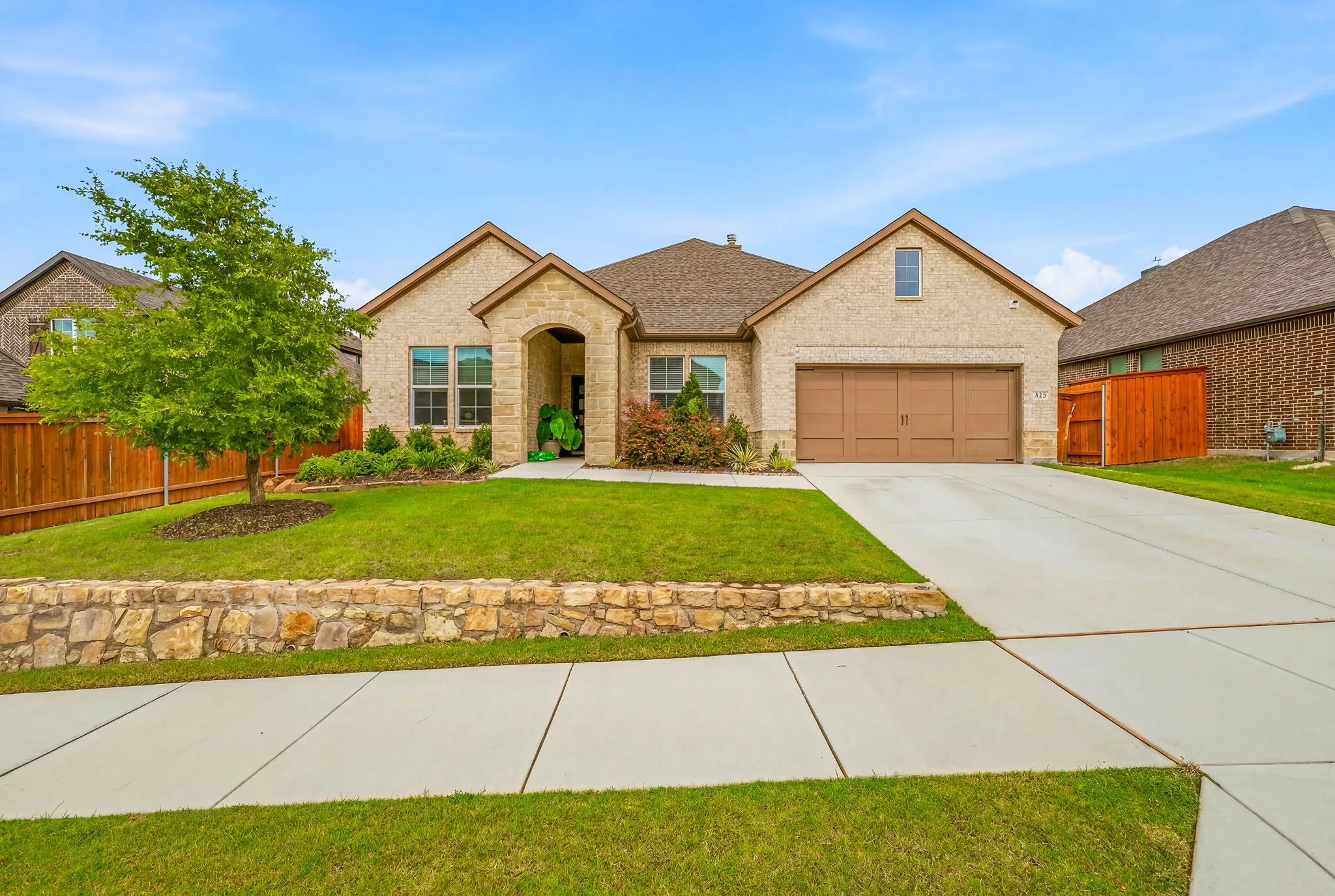 Single Family Residence For Rent in Parker County , 312 Honey Brook Lane, Aledo, Texas 76008, 4 Bedroom, 3 Bathroom, 2 Garage spaces, 2,499 Sqft, built in 2022, mls#21311459, Real Estate Agent in Aledo, Homes For Rent in Parker county, Homes For Rent in Aledo, Realtor in Aledo Texas, Real Estate Brokerage Independent Realty Texas, Luminita Cordes Realtor