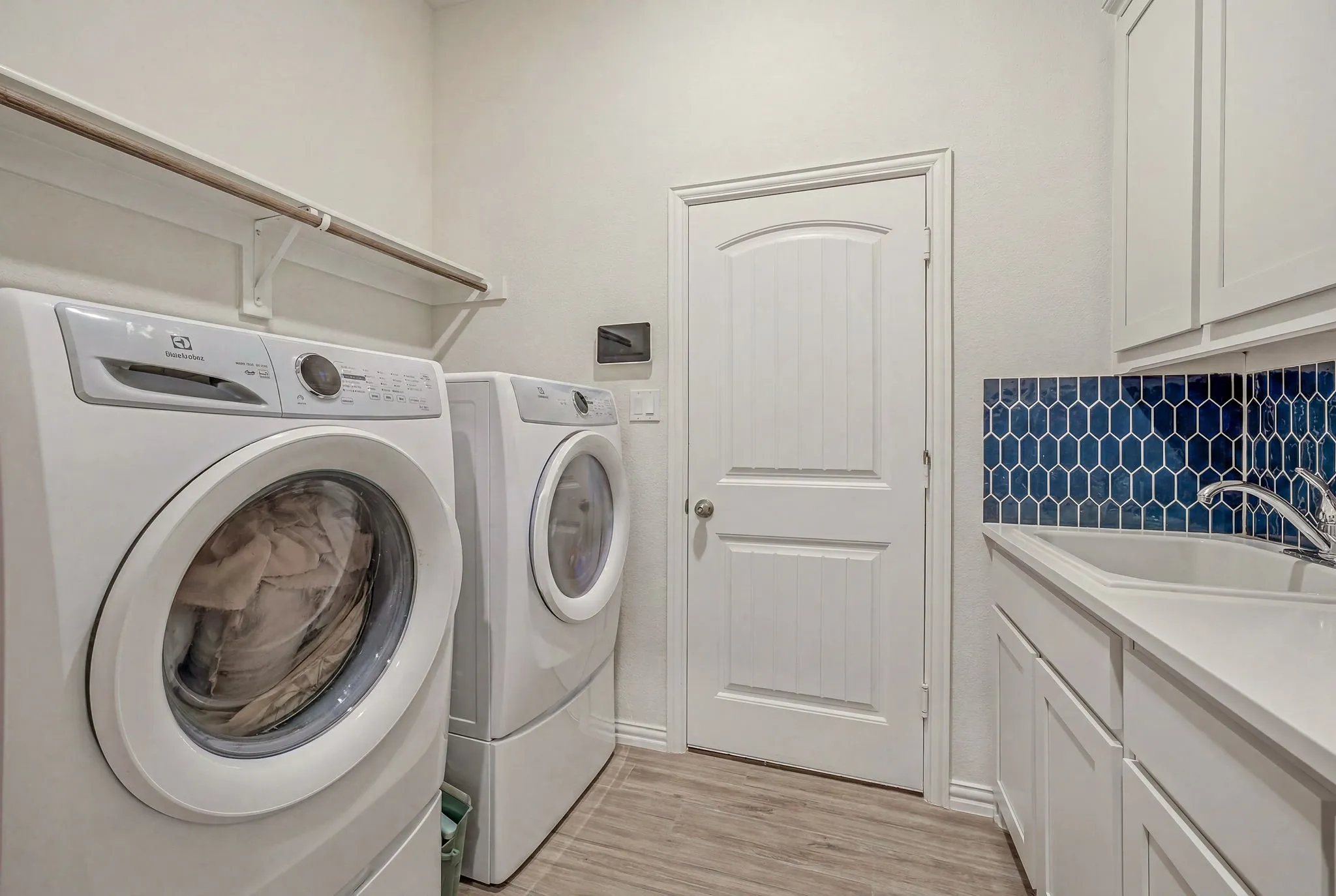 Single Family Residence For Rent in Parker County , 312 Honey Brook Lane, Aledo, Texas 76008, 4 Bedroom, 3 Bathroom, 2 Garage spaces, 2,499 Sqft, built in 2022, mls#21311459, Real Estate Agent in Aledo, Homes For Rent in Parker county, Homes For Rent in Aledo, Realtor in Aledo Texas, Real Estate Brokerage Independent Realty Texas, Luminita Cordes Realtor