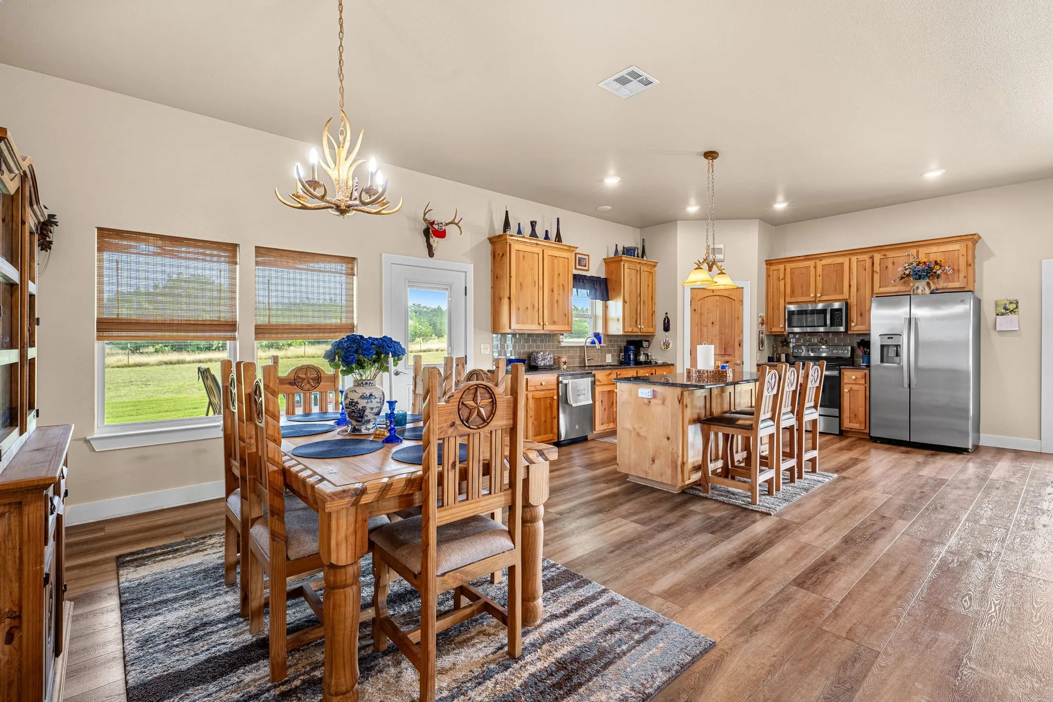 Single Family Residence For Sale in Lampasas County , 1795 County Road 2730, Lometa, Texas 76853, 3 Bedroom, 2 Bathroom, 2 Garage spaces, 1,650 Sqft, built in 2022, mls#21309994, Real Estate Agent in Lometa, Homes For Sale in Lampasas county, Homes For Sale in Lometa, Realtor in Lometa Texas, Real Estate Brokerage Independent Realty Texas, Luminita Cordes Realtor