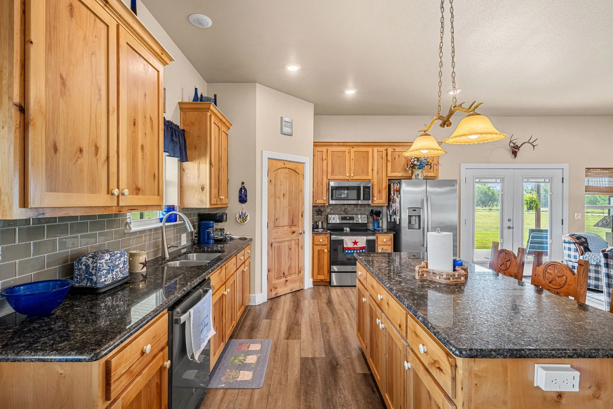 Single Family Residence For Sale in Lampasas County , 1795 County Road 2730, Lometa, Texas 76853, 3 Bedroom, 2 Bathroom, 2 Garage spaces, 1,650 Sqft, built in 2022, mls#21309994, Real Estate Agent in Lometa, Homes For Sale in Lampasas county, Homes For Sale in Lometa, Realtor in Lometa Texas, Real Estate Brokerage Independent Realty Texas, Luminita Cordes Realtor
