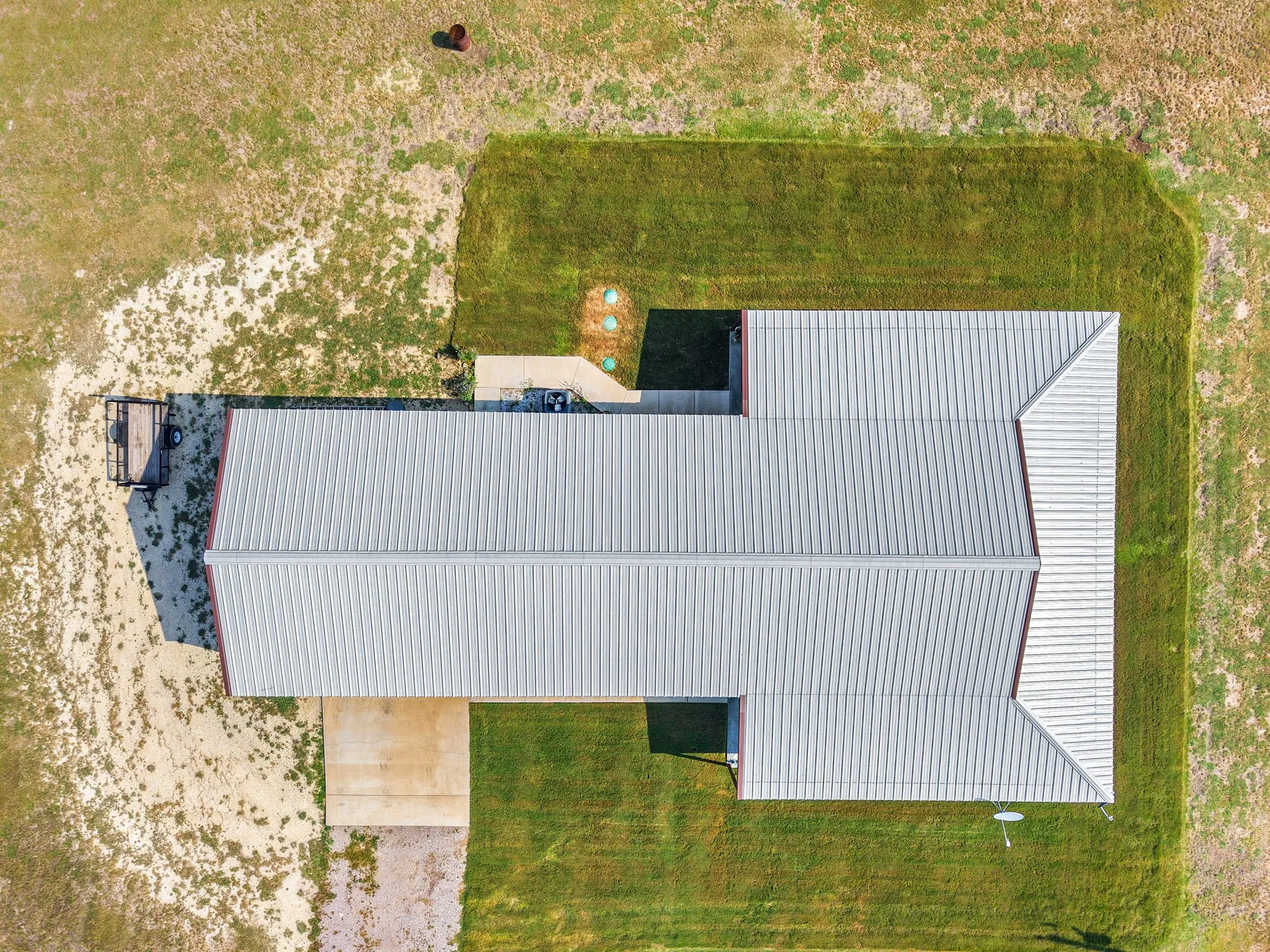 Single Family Residence For Sale in Lampasas County , 1795 County Road 2730, Lometa, Texas 76853, 3 Bedroom, 2 Bathroom, 2 Garage spaces, 1,650 Sqft, built in 2022, mls#21309994, Real Estate Agent in Lometa, Homes For Sale in Lampasas county, Homes For Sale in Lometa, Realtor in Lometa Texas, Real Estate Brokerage Independent Realty Texas, Luminita Cordes Realtor