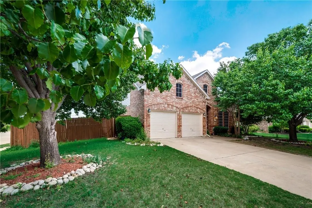 Single Family Residence For Rent in Collin County , 9428 Patagonia Lane, Plano, Texas 75025, 5 Bedroom, 4 Bathroom, 2 Garage spaces, 2,874 Sqft, built in 2001, mls#21310638, Real Estate Agent in Plano, Homes For Rent in Collin county, Homes For Rent in Plano, Realtor in Plano Texas, Real Estate Brokerage Independent Realty Texas, Luminita Cordes Realtor