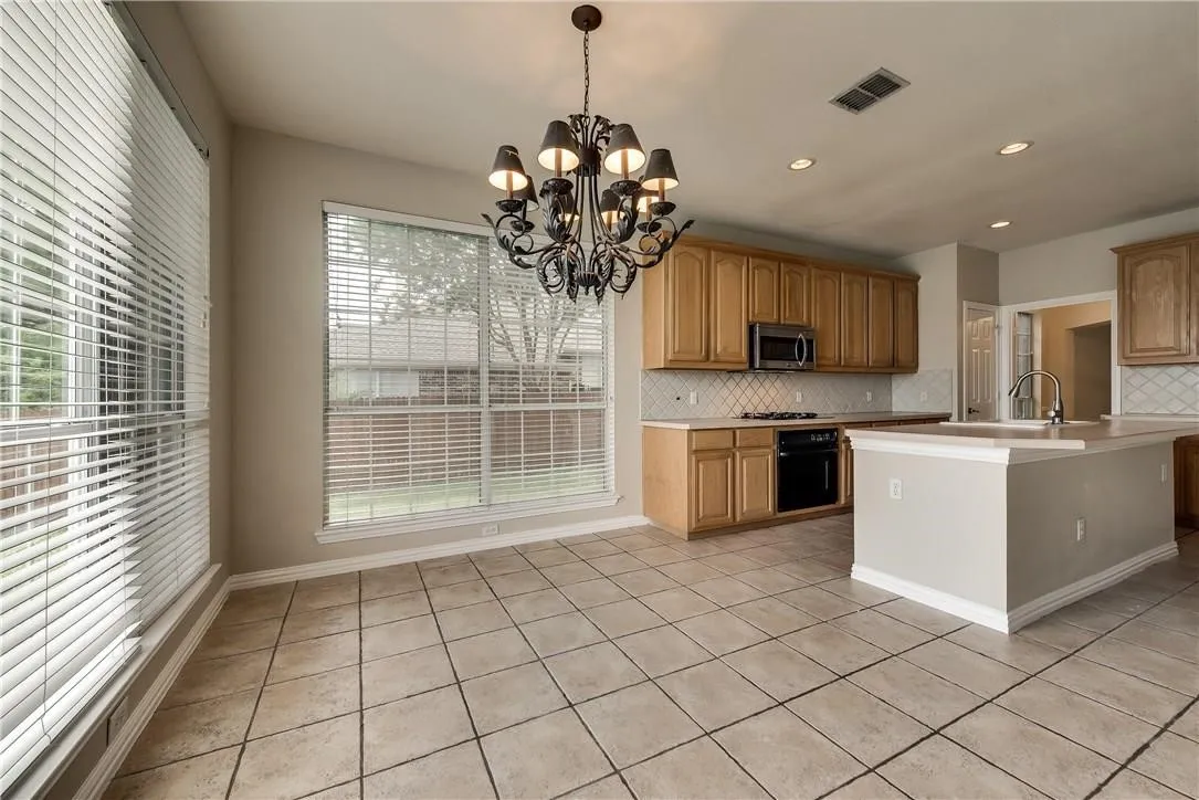 Single Family Residence For Rent in Collin County , 9428 Patagonia Lane, Plano, Texas 75025, 5 Bedroom, 4 Bathroom, 2 Garage spaces, 2,874 Sqft, built in 2001, mls#21310638, Real Estate Agent in Plano, Homes For Rent in Collin county, Homes For Rent in Plano, Realtor in Plano Texas, Real Estate Brokerage Independent Realty Texas, Luminita Cordes Realtor
