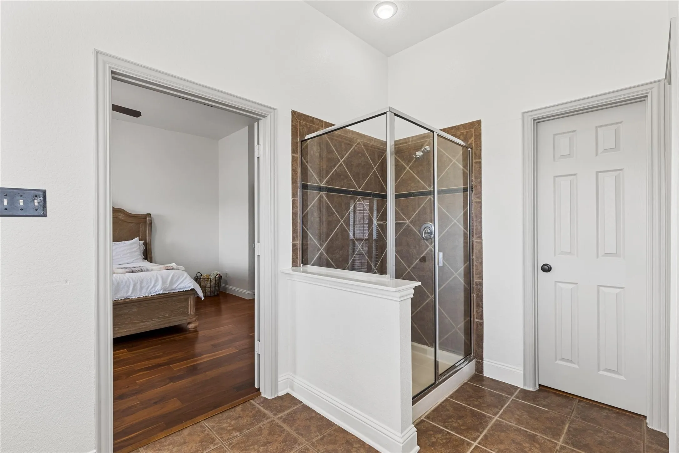 Single Family Residence For Sale in Rockwall County , 254 Mckinley Lane, Royse City, Texas 75189, 4 Bedroom, 2 Bathroom, 3 Garage spaces, 2,429 Sqft, built in 2005, mls#21311539, Real Estate Agent in Royse City, Homes For Sale in Rockwall county, Homes For Sale in Royse City, Realtor in Royse City Texas, Real Estate Brokerage Independent Realty Texas, Luminita Cordes Realtor