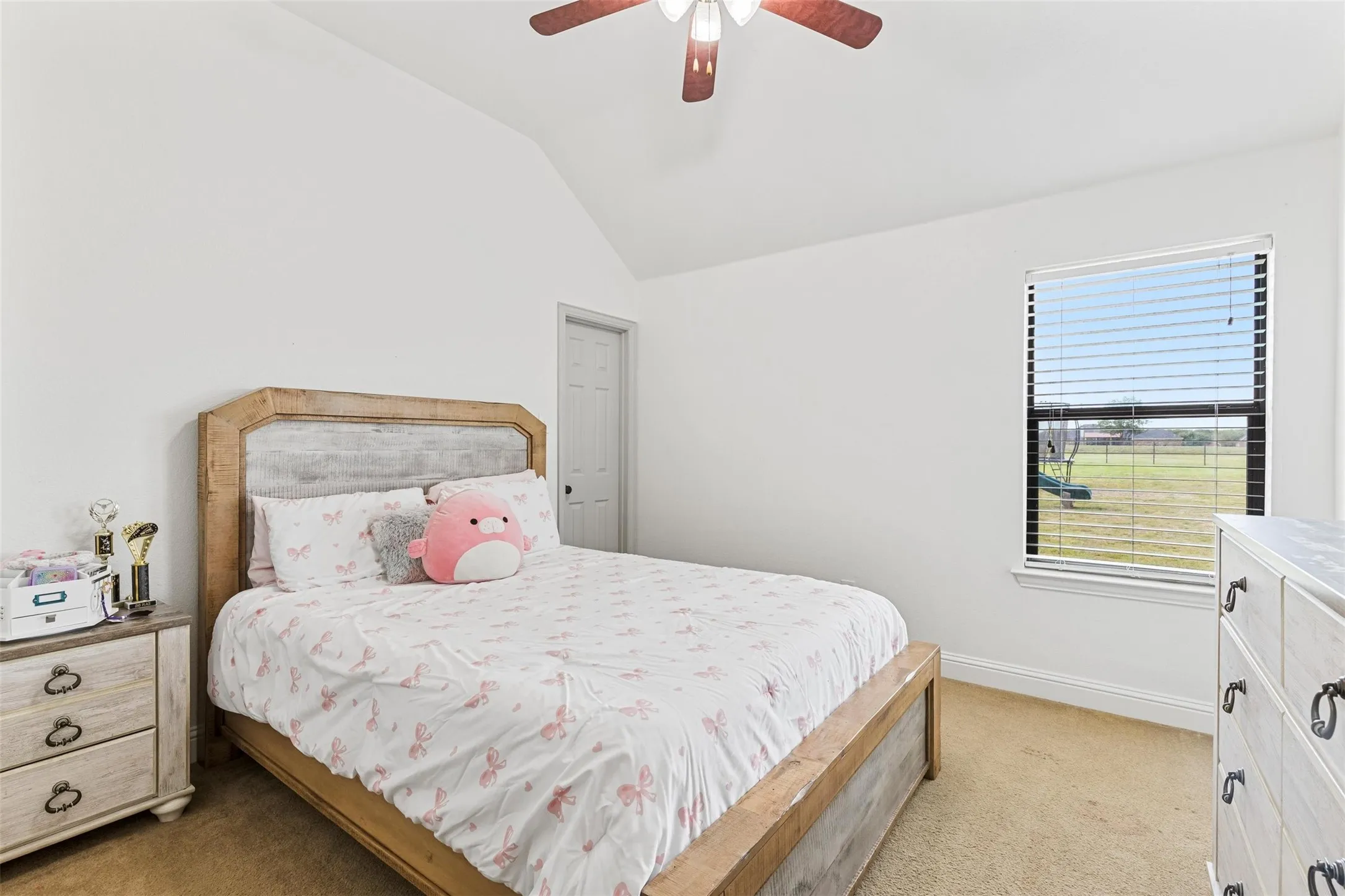 Single Family Residence For Sale in Rockwall County , 254 Mckinley Lane, Royse City, Texas 75189, 4 Bedroom, 2 Bathroom, 3 Garage spaces, 2,429 Sqft, built in 2005, mls#21311539, Real Estate Agent in Royse City, Homes For Sale in Rockwall county, Homes For Sale in Royse City, Realtor in Royse City Texas, Real Estate Brokerage Independent Realty Texas, Luminita Cordes Realtor