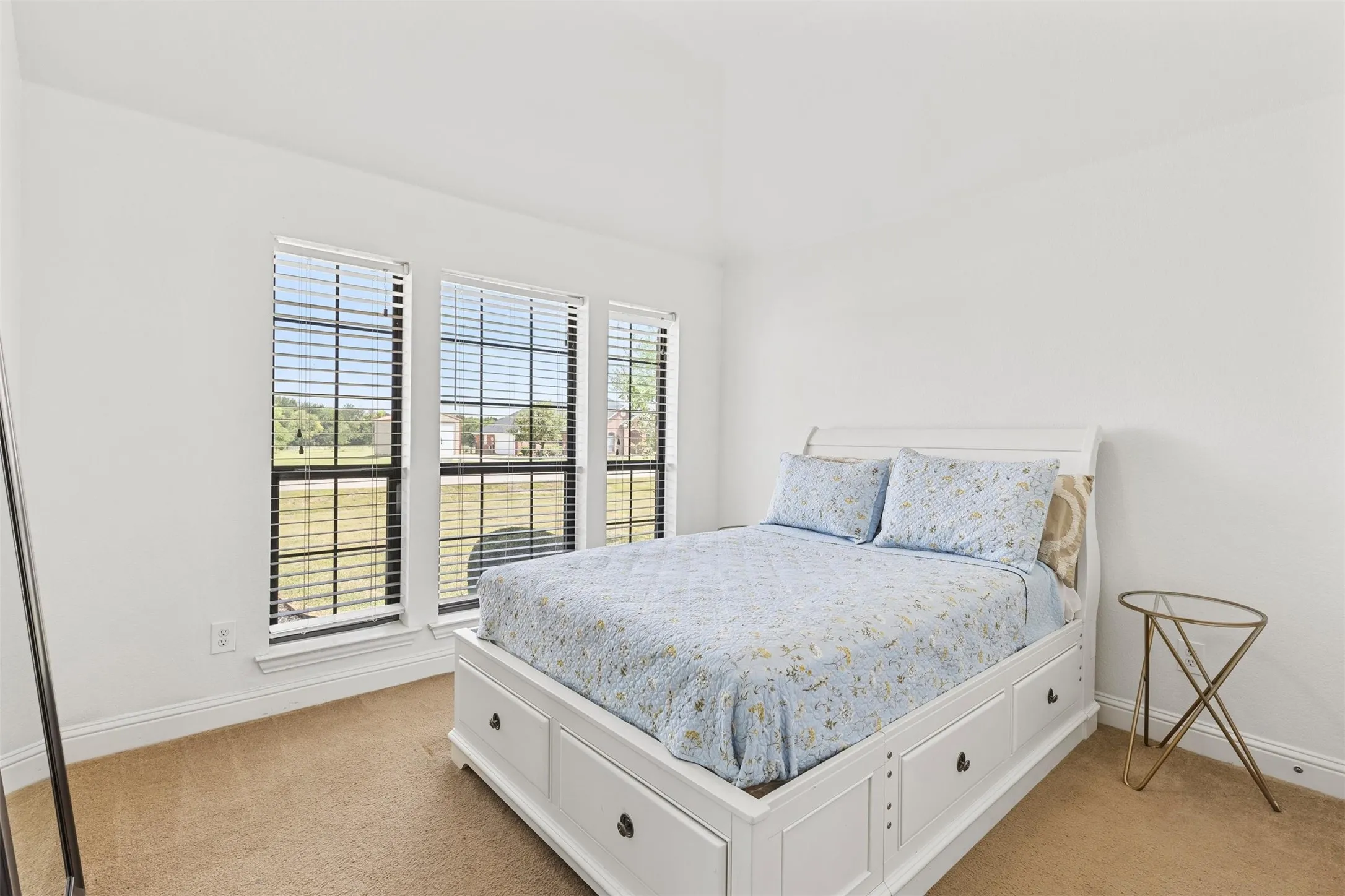 Single Family Residence For Sale in Rockwall County , 254 Mckinley Lane, Royse City, Texas 75189, 4 Bedroom, 2 Bathroom, 3 Garage spaces, 2,429 Sqft, built in 2005, mls#21311539, Real Estate Agent in Royse City, Homes For Sale in Rockwall county, Homes For Sale in Royse City, Realtor in Royse City Texas, Real Estate Brokerage Independent Realty Texas, Luminita Cordes Realtor
