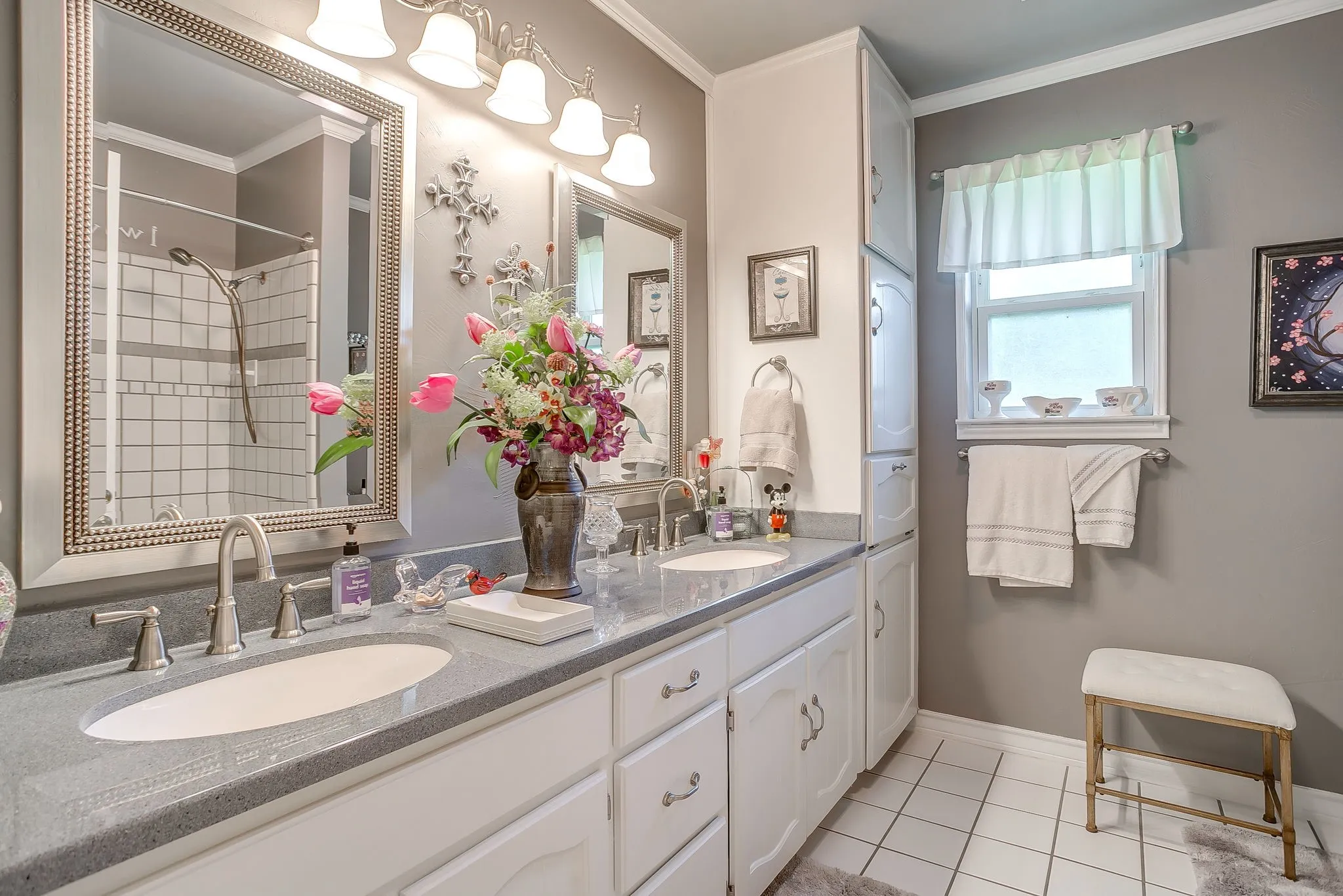 Single Family Residence For Sale in Johnson County , 922 Highland Drive, Cleburne, Texas 76033, 3 Bedroom, 2 Bathroom, 2 Garage spaces, 2,632 Sqft, built in 1977, mls#21310674, Real Estate Agent in Cleburne, Homes For Sale in Johnson county, Homes For Sale in Cleburne, Realtor in Cleburne Texas, Real Estate Brokerage Independent Realty Texas, Luminita Cordes Realtor