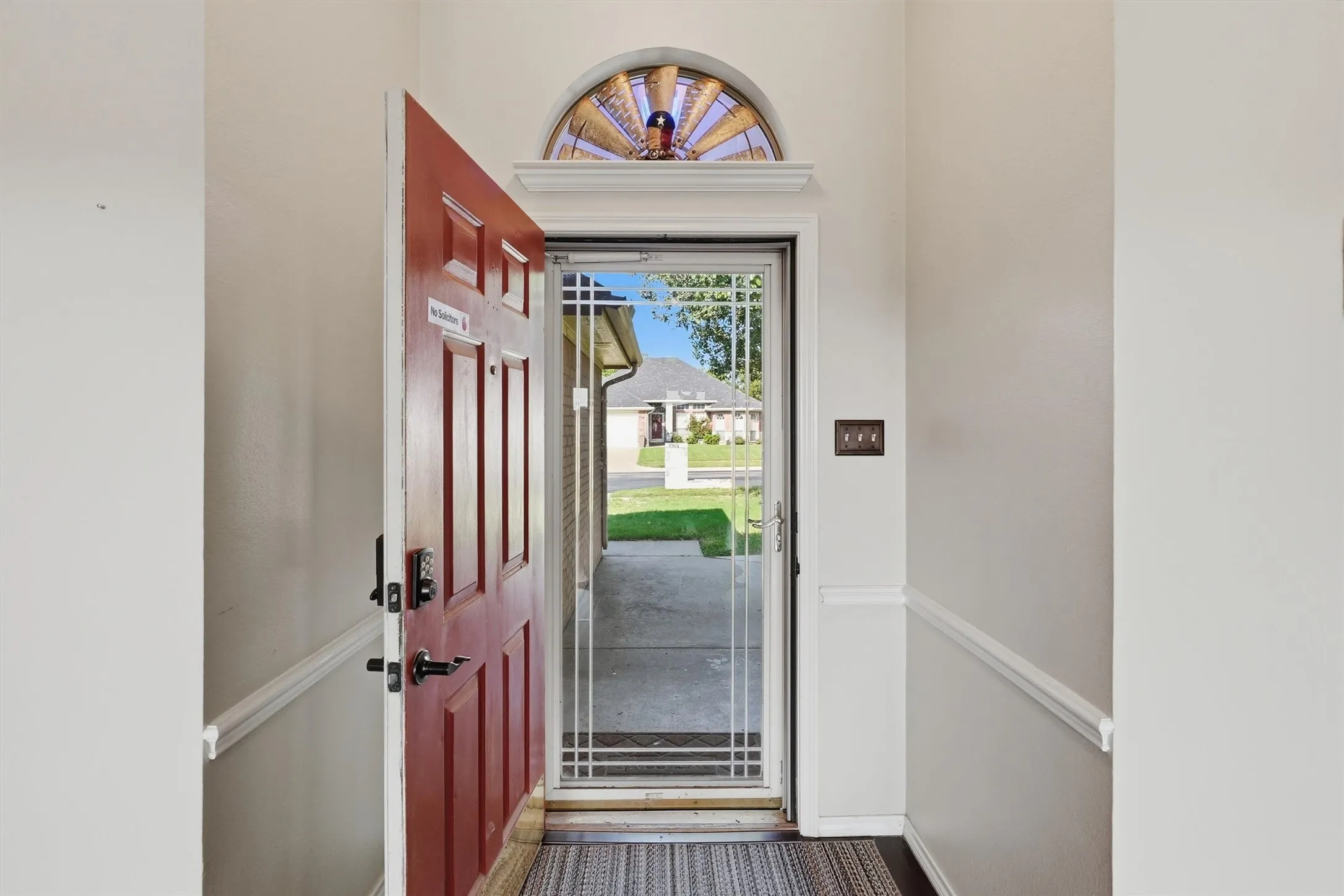 Single Family Residence For Sale in Johnson County , 708 Hillcrest Drive, Cleburne, Texas 76033, 3 Bedroom, 2 Bathroom, 2 Garage spaces, 1,362 Sqft, built in 2002, mls#21311478, Real Estate Agent in Cleburne, Homes For Sale in Johnson county, Homes For Sale in Cleburne, Realtor in Cleburne Texas, Real Estate Brokerage Independent Realty Texas, Luminita Cordes Realtor