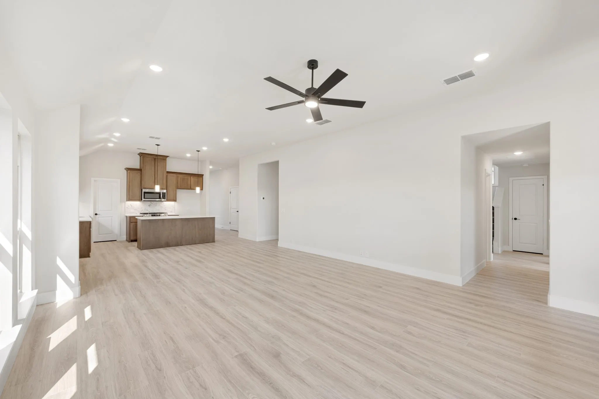 Single Family Residence For Sale in Collin County , 806 Alder Drive, Lavon, Texas 75166, 4 Bedroom, 3 Bathroom, 2 Garage spaces, 2,454 Sqft, built in 2026, mls#21311647, Real Estate Agent in Lavon, Homes For Sale in Collin county, Homes For Sale in Lavon, Realtor in Lavon Texas, Real Estate Brokerage Independent Realty Texas, Luminita Cordes Realtor