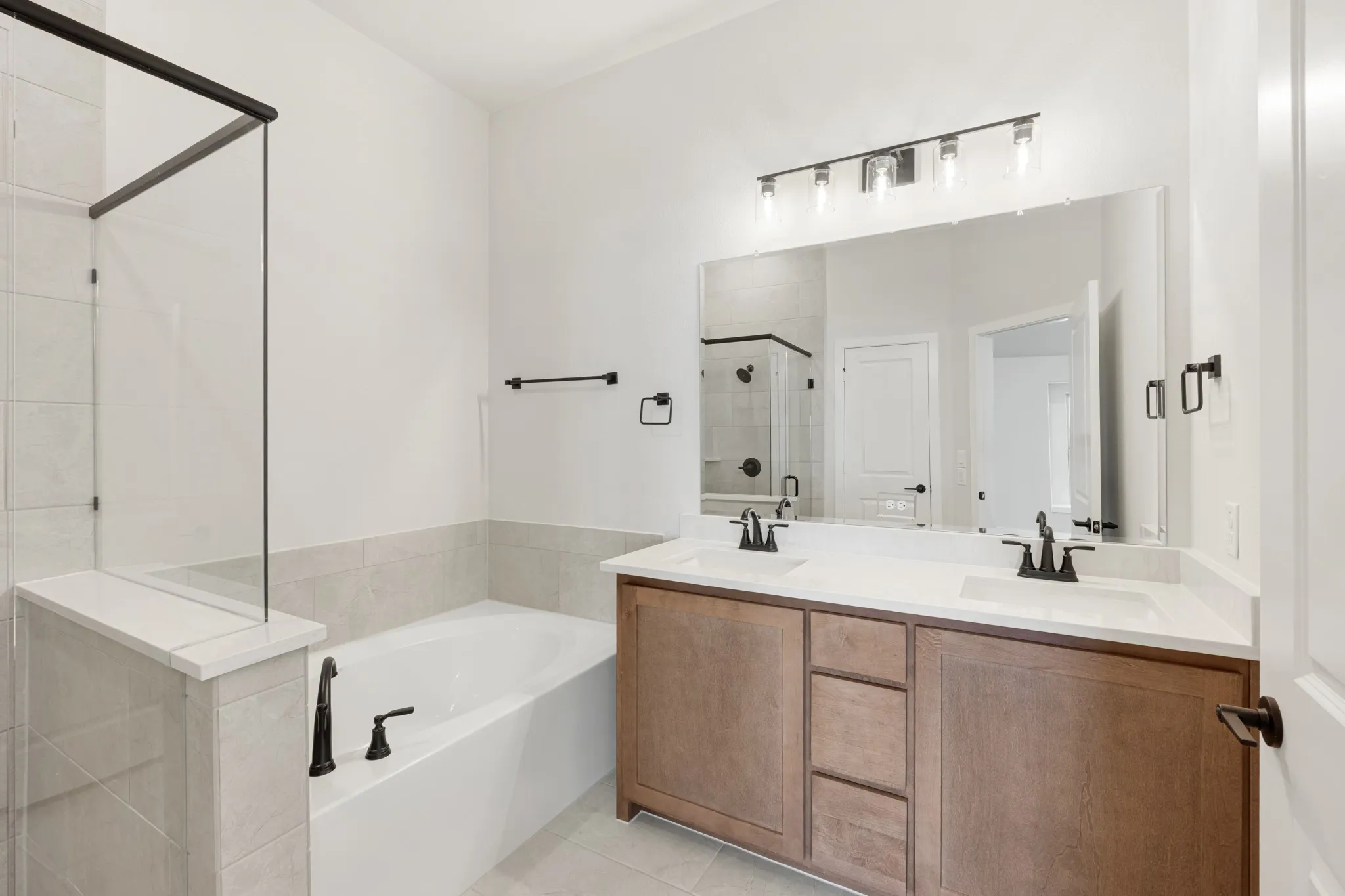 Single Family Residence For Sale in Collin County , 806 Alder Drive, Lavon, Texas 75166, 4 Bedroom, 3 Bathroom, 2 Garage spaces, 2,454 Sqft, built in 2026, mls#21311647, Real Estate Agent in Lavon, Homes For Sale in Collin county, Homes For Sale in Lavon, Realtor in Lavon Texas, Real Estate Brokerage Independent Realty Texas, Luminita Cordes Realtor
