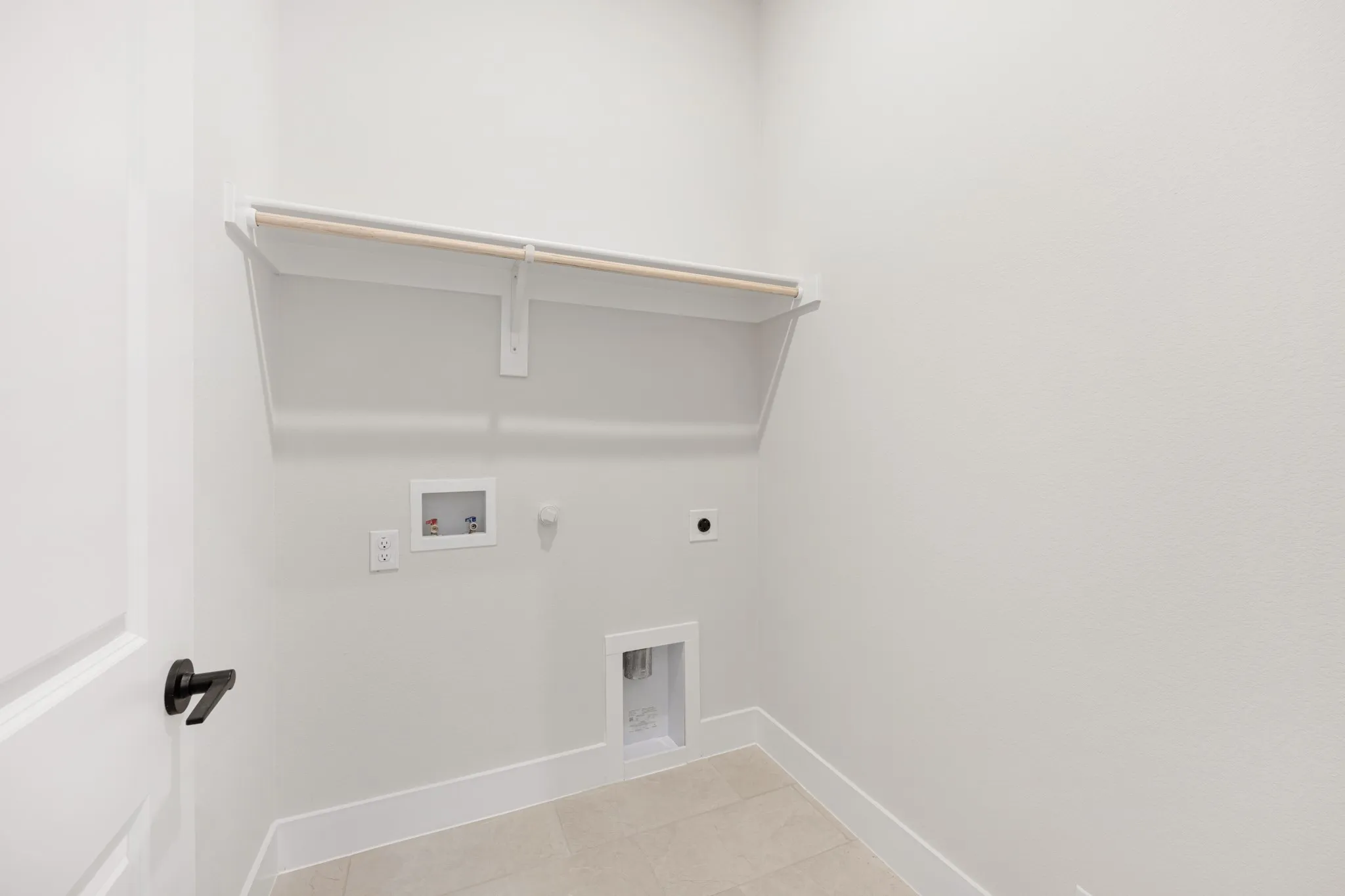 Single Family Residence For Sale in Collin County , 806 Alder Drive, Lavon, Texas 75166, 4 Bedroom, 3 Bathroom, 2 Garage spaces, 2,454 Sqft, built in 2026, mls#21311647, Real Estate Agent in Lavon, Homes For Sale in Collin county, Homes For Sale in Lavon, Realtor in Lavon Texas, Real Estate Brokerage Independent Realty Texas, Luminita Cordes Realtor