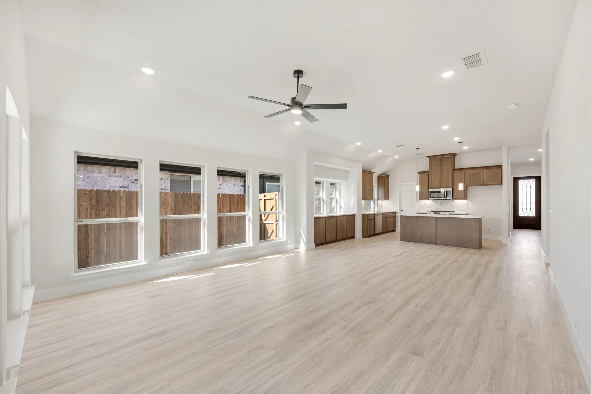 Single Family Residence For Sale in Collin County , 806 Alder Drive, Lavon, Texas 75166, 4 Bedroom, 3 Bathroom, 2 Garage spaces, 2,454 Sqft, built in 2026, mls#21311647, Real Estate Agent in Lavon, Homes For Sale in Collin county, Homes For Sale in Lavon, Realtor in Lavon Texas, Real Estate Brokerage Independent Realty Texas, Luminita Cordes Realtor