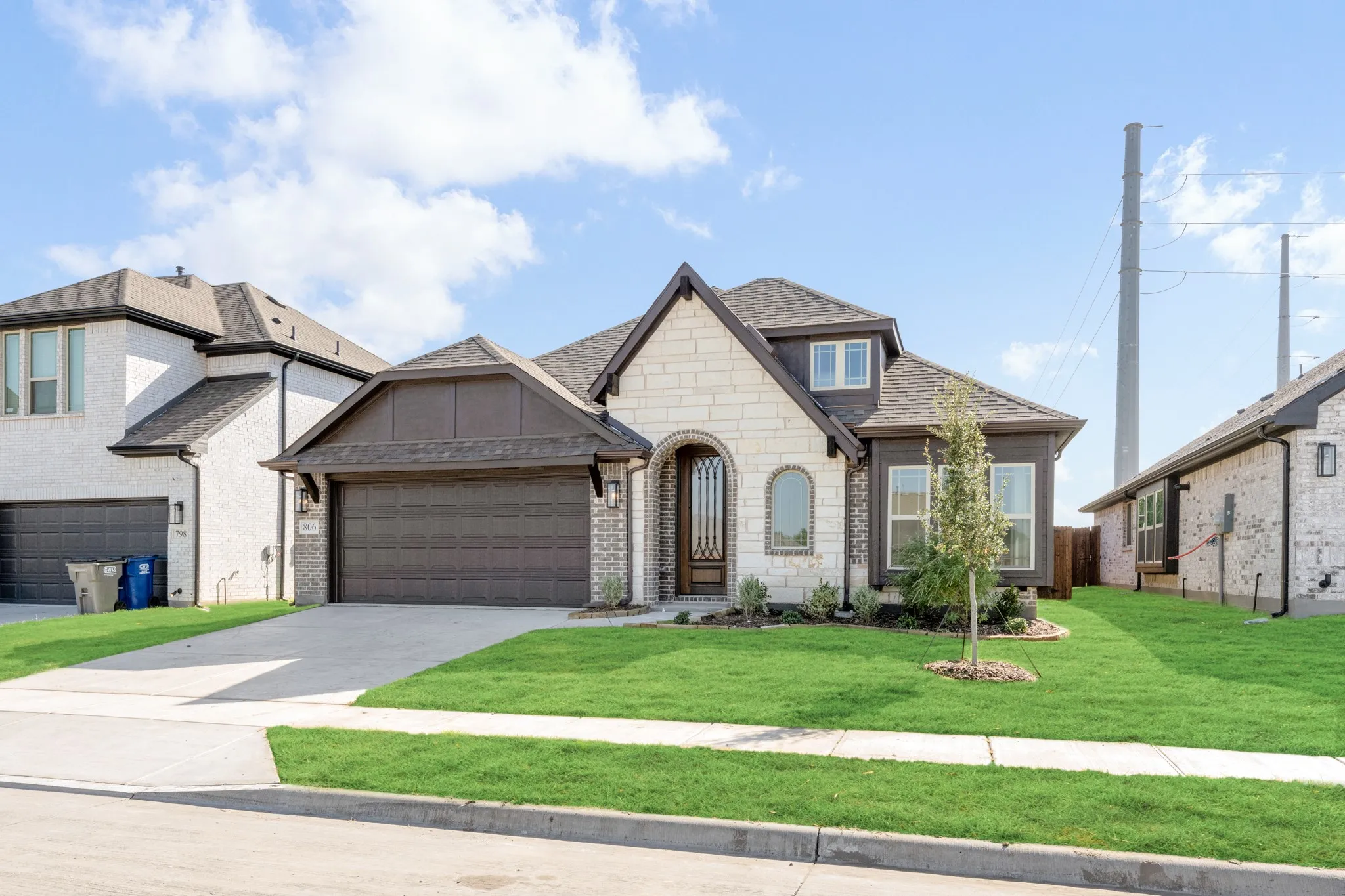 Single Family Residence For Sale in Collin County , 806 Alder Drive, Lavon, Texas 75166, 4 Bedroom, 3 Bathroom, 2 Garage spaces, 2,454 Sqft, built in 2026, mls#21311647, Real Estate Agent in Lavon, Homes For Sale in Collin county, Homes For Sale in Lavon, Realtor in Lavon Texas, Real Estate Brokerage Independent Realty Texas, Luminita Cordes Realtor