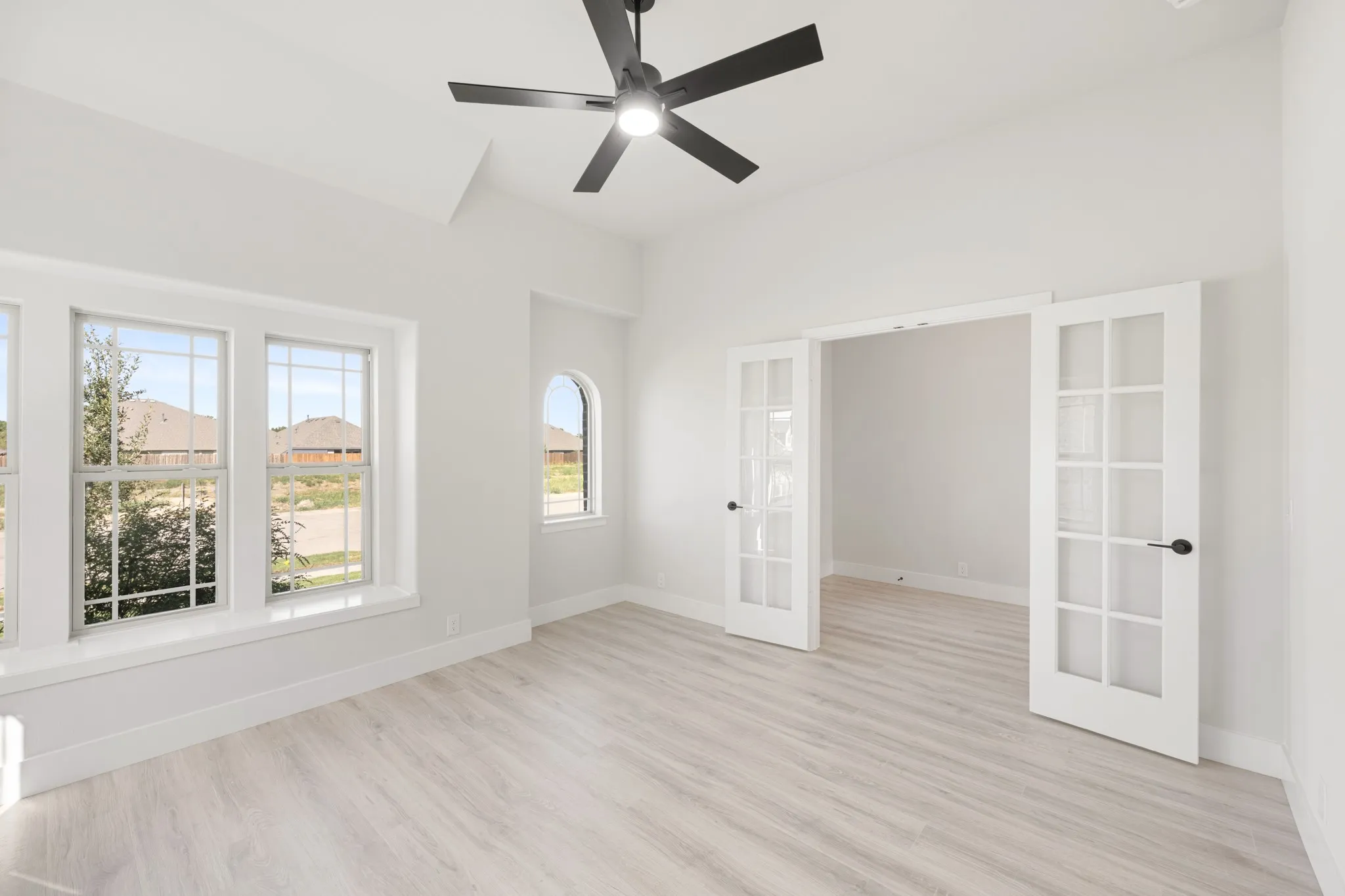 Single Family Residence For Sale in Collin County , 806 Alder Drive, Lavon, Texas 75166, 4 Bedroom, 3 Bathroom, 2 Garage spaces, 2,454 Sqft, built in 2026, mls#21311647, Real Estate Agent in Lavon, Homes For Sale in Collin county, Homes For Sale in Lavon, Realtor in Lavon Texas, Real Estate Brokerage Independent Realty Texas, Luminita Cordes Realtor
