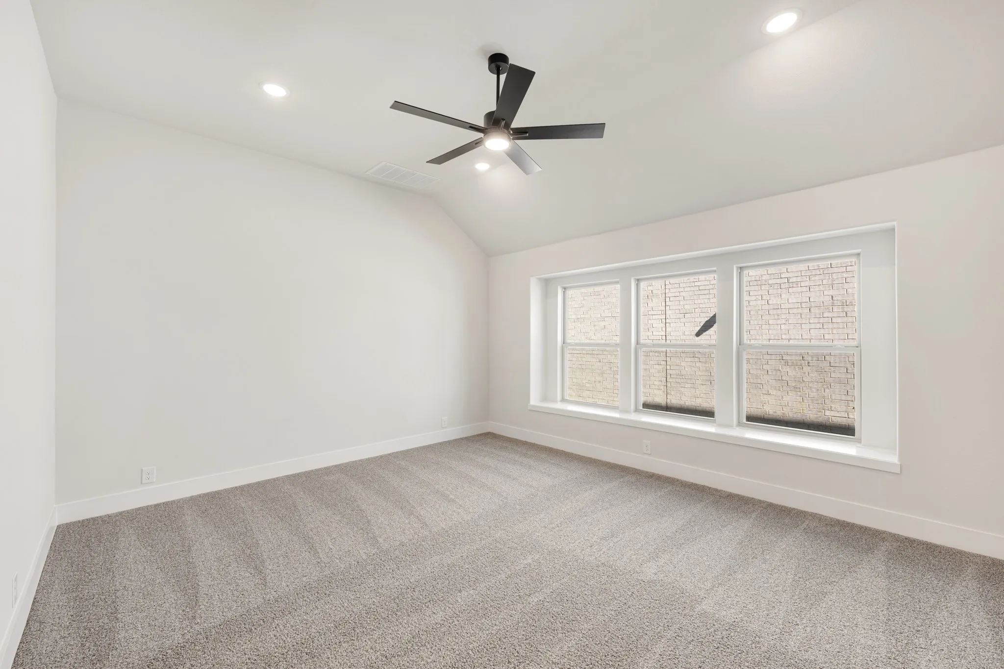 Single Family Residence For Sale in Collin County , 806 Alder Drive, Lavon, Texas 75166, 4 Bedroom, 3 Bathroom, 2 Garage spaces, 2,454 Sqft, built in 2026, mls#21311647, Real Estate Agent in Lavon, Homes For Sale in Collin county, Homes For Sale in Lavon, Realtor in Lavon Texas, Real Estate Brokerage Independent Realty Texas, Luminita Cordes Realtor