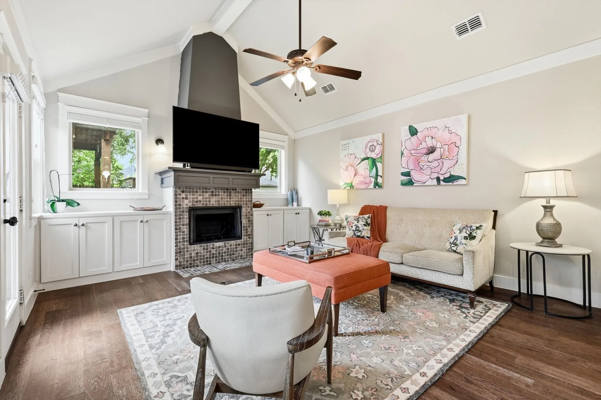 Single Family Residence For Sale in Collin County , 1302 Lela Street, Mc Kinney, Texas 75069, 3 Bedroom, 3 Bathroom, 2 Garage spaces, 2,178 Sqft, built in 2018, mls#21310612, Real Estate Agent in Mc Kinney, Homes For Sale in Collin county, Homes For Sale in Mc Kinney, Realtor in Mc Kinney Texas, Real Estate Brokerage Independent Realty Texas, Luminita Cordes Realtor