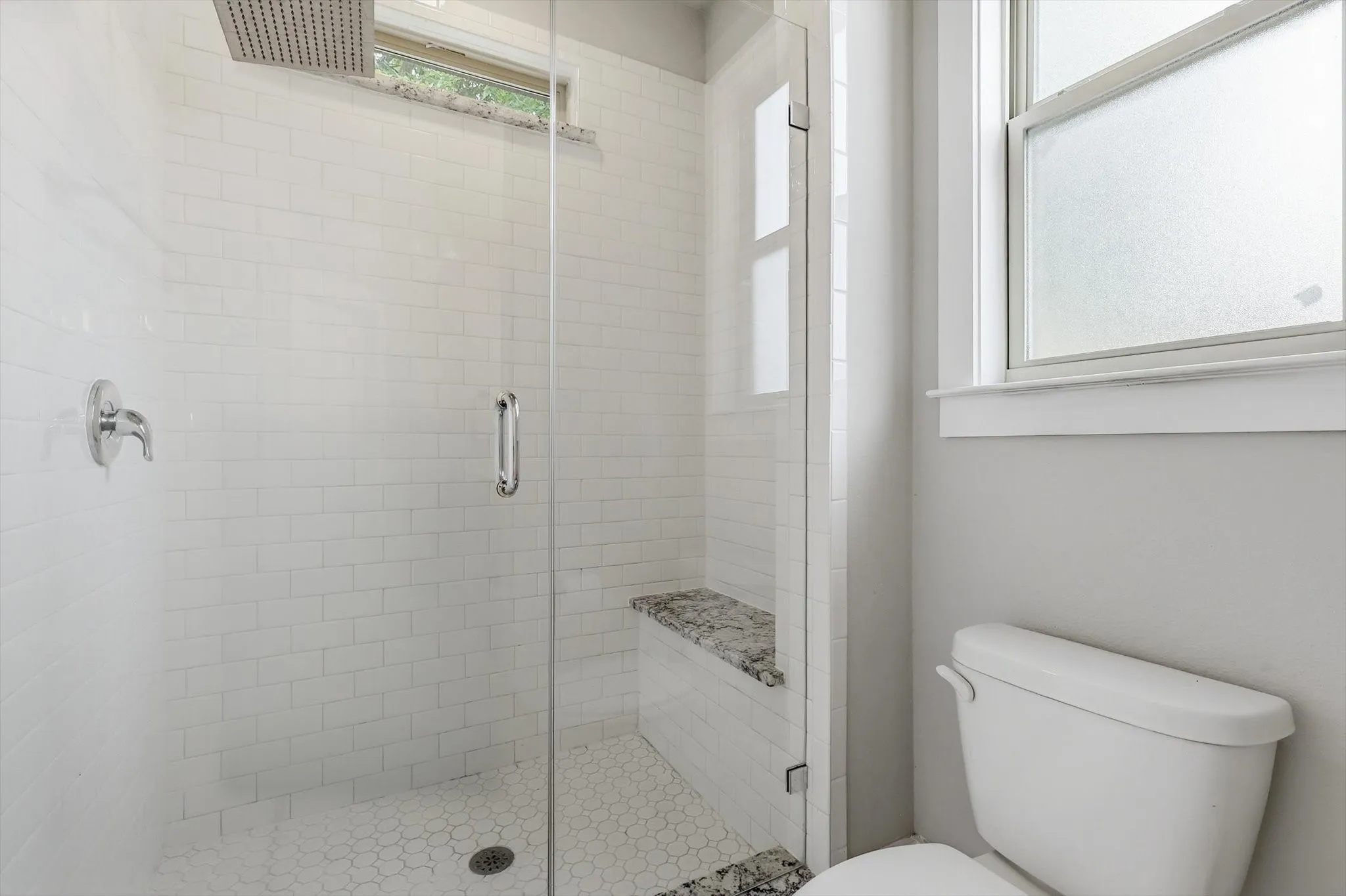Single Family Residence For Sale in Collin County , 1302 Lela Street, Mc Kinney, Texas 75069, 3 Bedroom, 3 Bathroom, 2 Garage spaces, 2,178 Sqft, built in 2018, mls#21310612, Real Estate Agent in Mc Kinney, Homes For Sale in Collin county, Homes For Sale in Mc Kinney, Realtor in Mc Kinney Texas, Real Estate Brokerage Independent Realty Texas, Luminita Cordes Realtor
