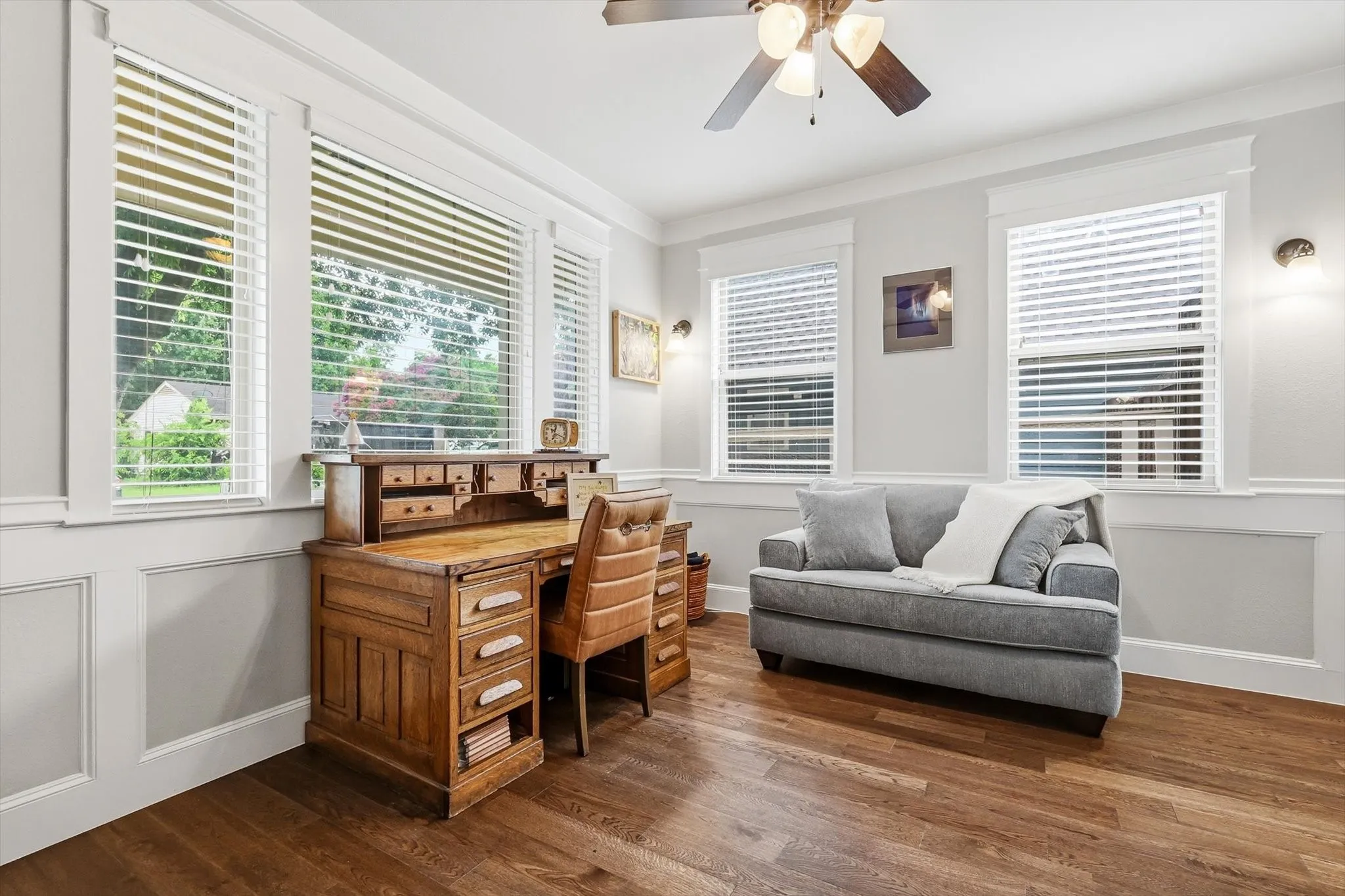 Single Family Residence For Sale in Collin County , 1302 Lela Street, Mc Kinney, Texas 75069, 3 Bedroom, 3 Bathroom, 2 Garage spaces, 2,178 Sqft, built in 2018, mls#21310612, Real Estate Agent in Mc Kinney, Homes For Sale in Collin county, Homes For Sale in Mc Kinney, Realtor in Mc Kinney Texas, Real Estate Brokerage Independent Realty Texas, Luminita Cordes Realtor