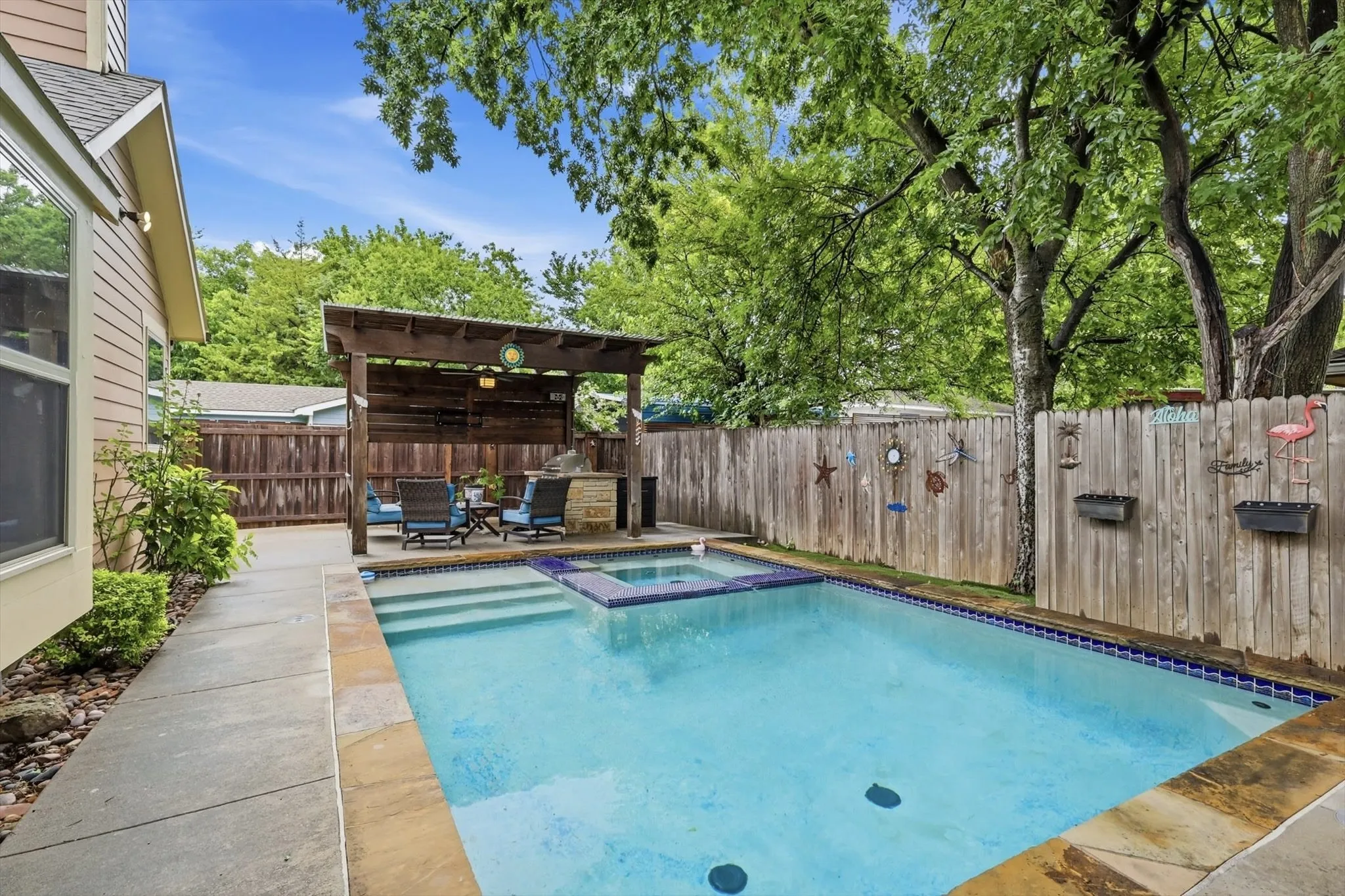 Single Family Residence For Sale in Collin County , 1302 Lela Street, Mc Kinney, Texas 75069, 3 Bedroom, 3 Bathroom, 2 Garage spaces, 2,178 Sqft, built in 2018, mls#21310612, Real Estate Agent in Mc Kinney, Homes For Sale in Collin county, Homes For Sale in Mc Kinney, Realtor in Mc Kinney Texas, Real Estate Brokerage Independent Realty Texas, Luminita Cordes Realtor