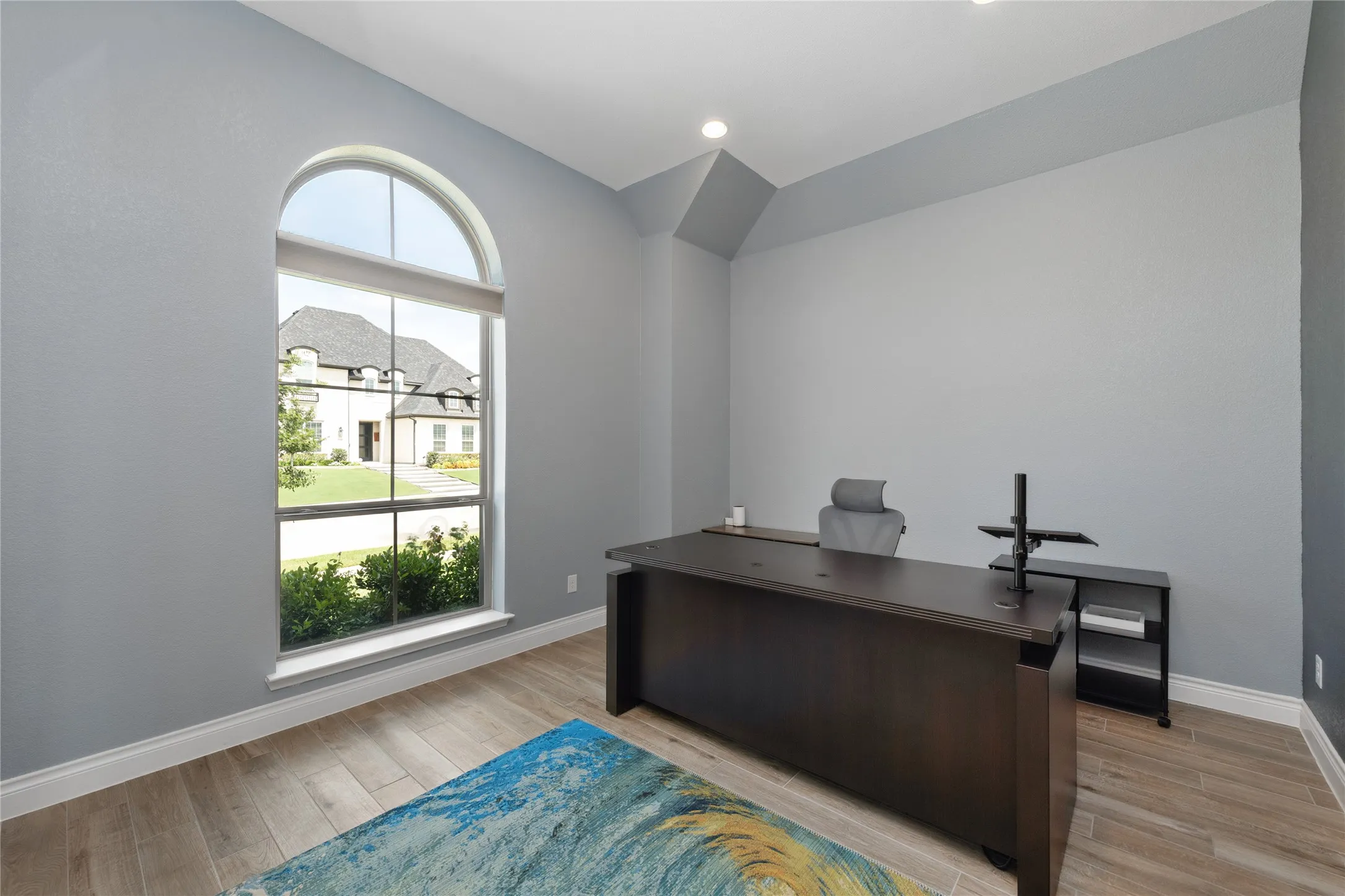 Single Family Residence For Sale in Denton County , 7013 Salmon Springs Drive, Argyle, Texas 76226, 4 Bedroom, 4 Bathroom, 3 Garage spaces, 3,746 Sqft, built in 2021, mls#21296276, Real Estate Agent in Argyle, Homes For Sale in Denton county, Homes For Sale in Argyle, Realtor in Argyle Texas, Real Estate Brokerage Independent Realty Texas, Luminita Cordes Realtor