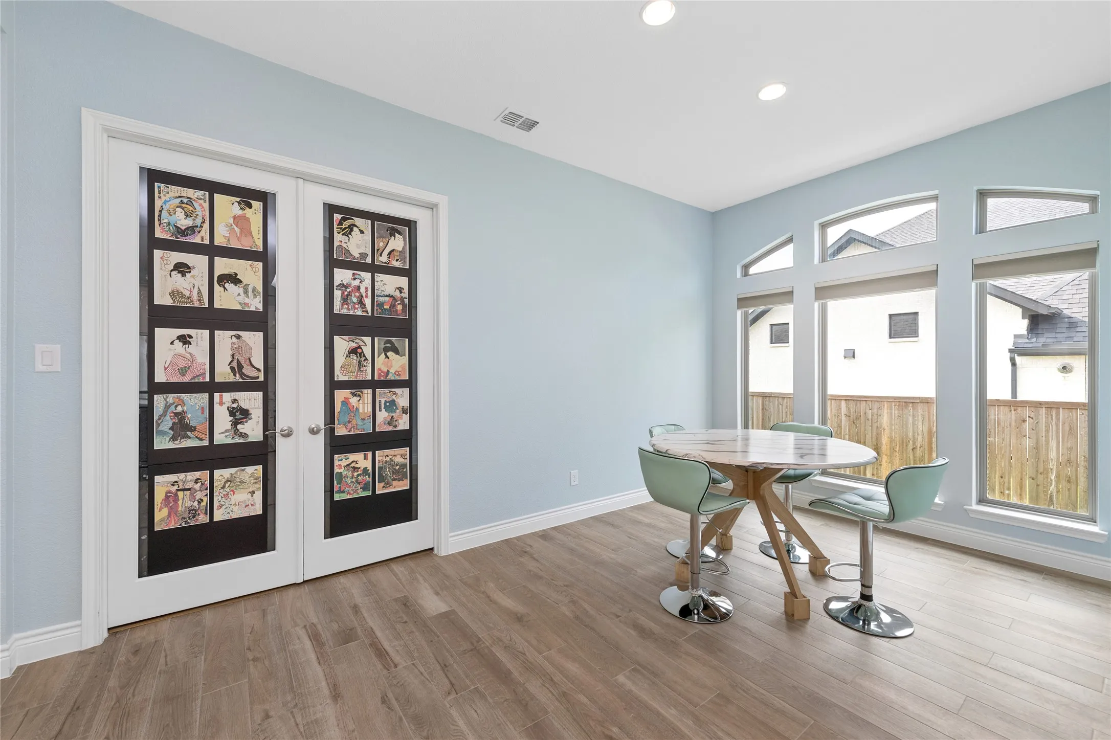 Single Family Residence For Sale in Denton County , 7013 Salmon Springs Drive, Argyle, Texas 76226, 4 Bedroom, 4 Bathroom, 3 Garage spaces, 3,746 Sqft, built in 2021, mls#21296276, Real Estate Agent in Argyle, Homes For Sale in Denton county, Homes For Sale in Argyle, Realtor in Argyle Texas, Real Estate Brokerage Independent Realty Texas, Luminita Cordes Realtor
