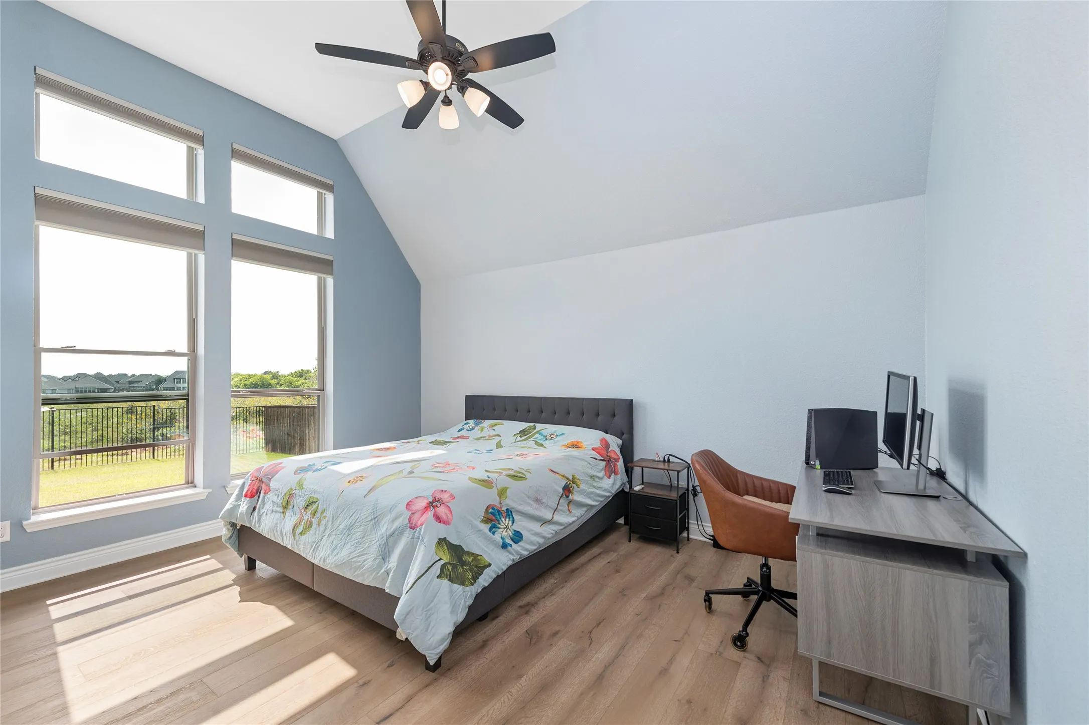 Single Family Residence For Sale in Denton County , 7013 Salmon Springs Drive, Argyle, Texas 76226, 4 Bedroom, 4 Bathroom, 3 Garage spaces, 3,746 Sqft, built in 2021, mls#21296276, Real Estate Agent in Argyle, Homes For Sale in Denton county, Homes For Sale in Argyle, Realtor in Argyle Texas, Real Estate Brokerage Independent Realty Texas, Luminita Cordes Realtor
