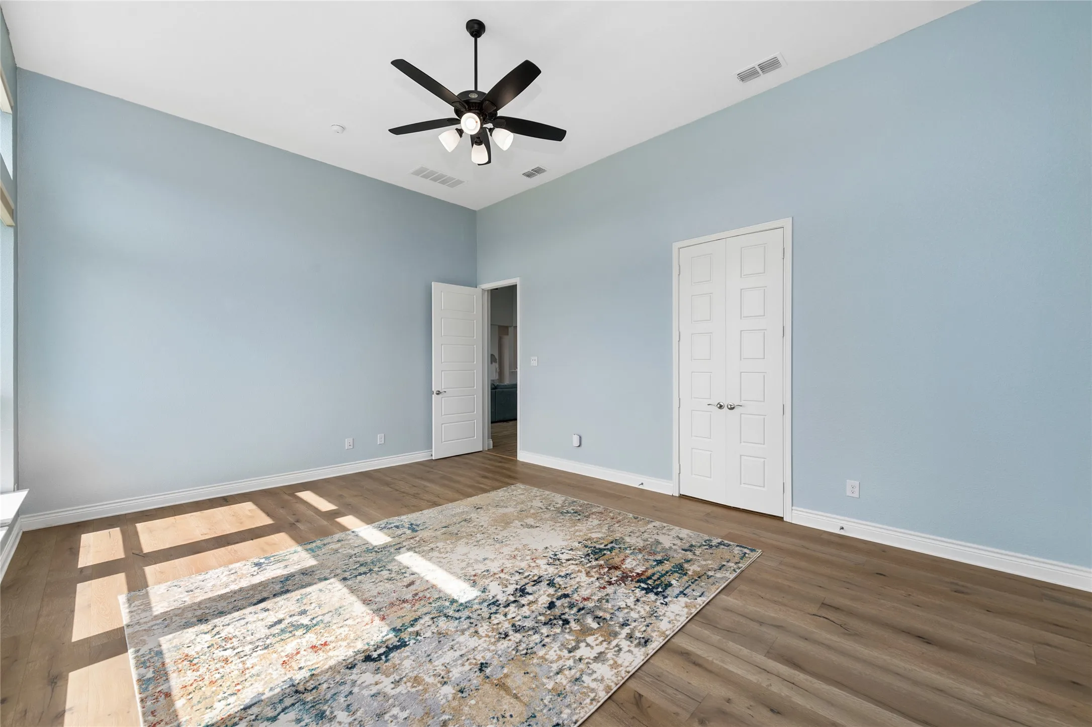 Single Family Residence For Sale in Denton County , 7013 Salmon Springs Drive, Argyle, Texas 76226, 4 Bedroom, 4 Bathroom, 3 Garage spaces, 3,746 Sqft, built in 2021, mls#21296276, Real Estate Agent in Argyle, Homes For Sale in Denton county, Homes For Sale in Argyle, Realtor in Argyle Texas, Real Estate Brokerage Independent Realty Texas, Luminita Cordes Realtor