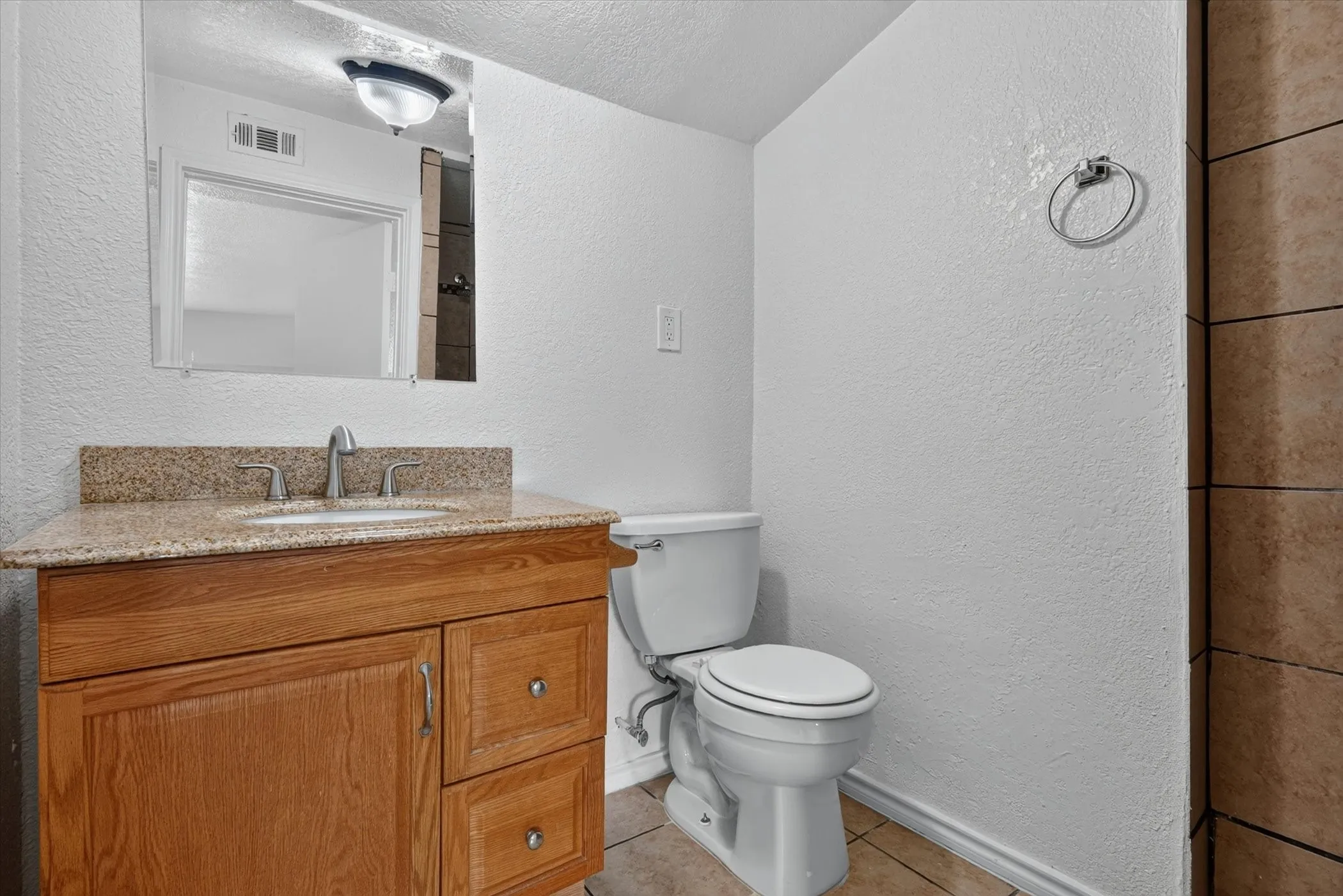 Single Family Residence For Rent in Tarrant County , 5301 Scoggins Street, Sansom Park, Texas 76114, 3 Bedroom, 2 Bathroom, Garage spaces, 1,453 Sqft, built in 1945, mls#21311678, Real Estate Agent in Sansom Park, Homes For Rent in Tarrant county, Homes For Rent in Sansom Park, Realtor in Sansom Park Texas, Real Estate Brokerage Independent Realty Texas, Luminita Cordes Realtor