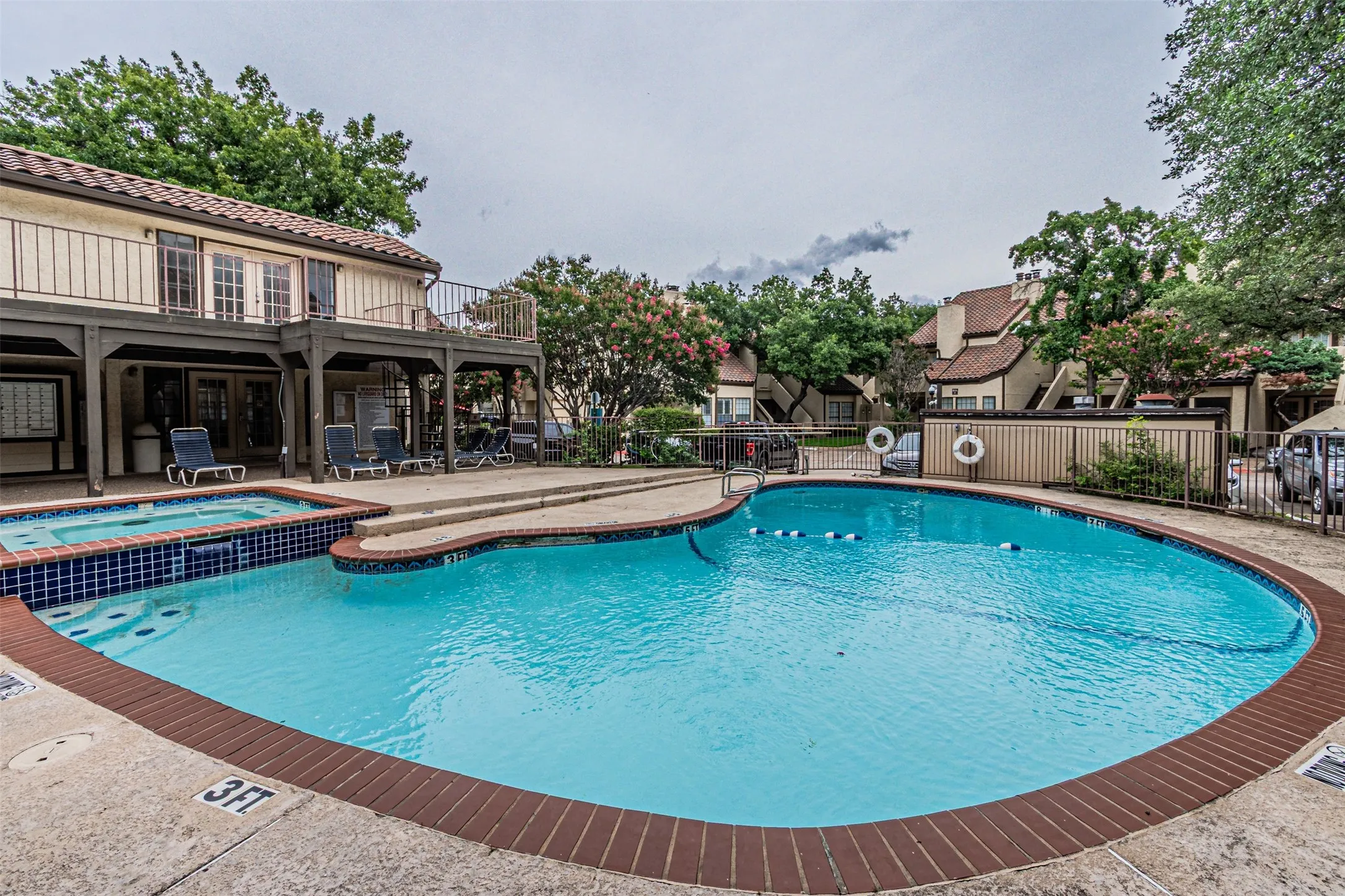 Condominium For Sale in Dallas County , 5590 Spring Valley Road C205, Dallas, Texas 75254, 2 Bedroom, 2 Bathroom, 1 Garage spaces, 920 Sqft, built in 1982, mls#21310203, Real Estate Agent in Dallas, Homes For Sale in Dallas county, Homes For Sale in Dallas, Realtor in Dallas Texas, Real Estate Brokerage Independent Realty Texas, Luminita Cordes Realtor