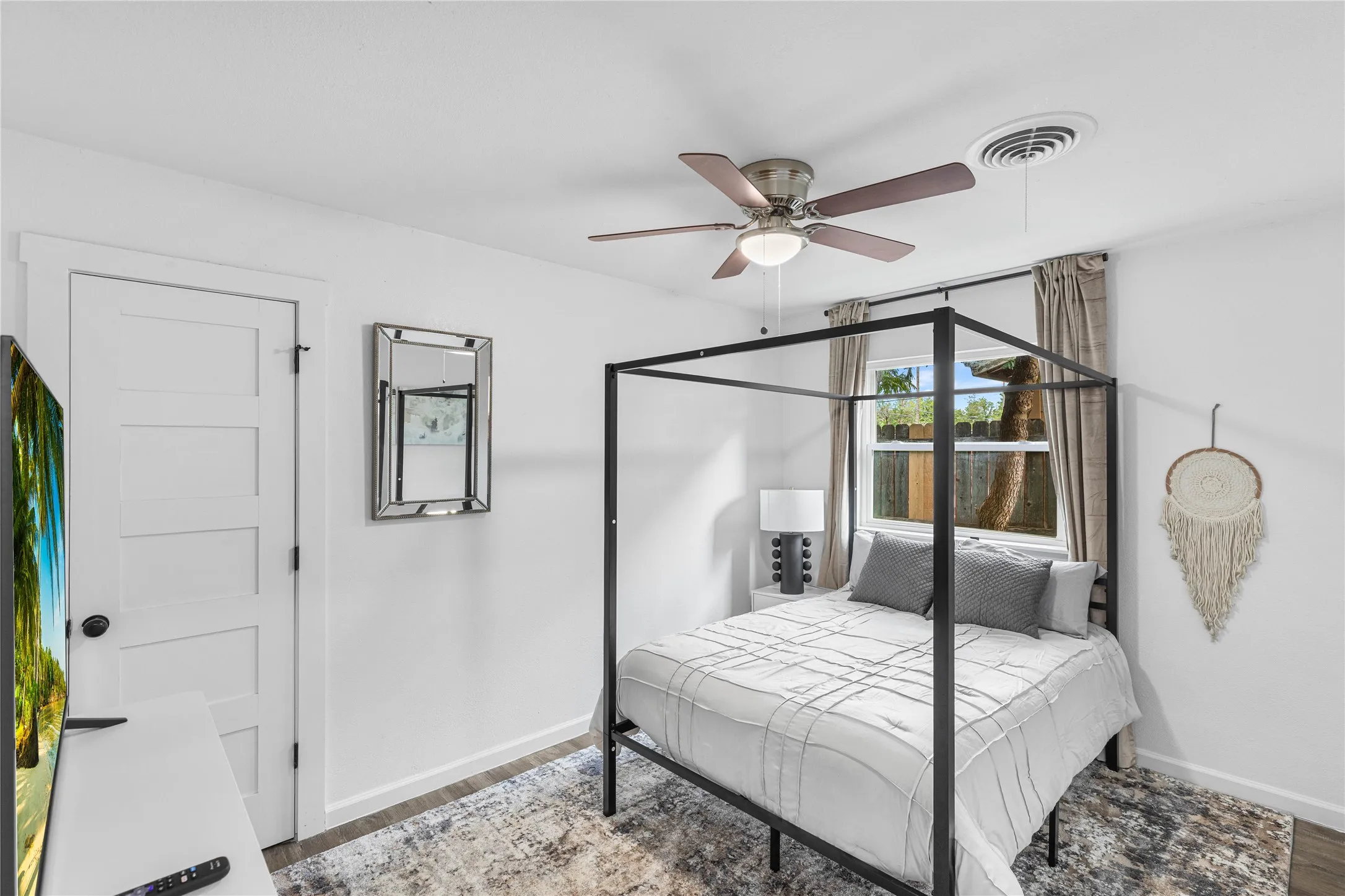 Single Family Residence For Rent in Taylor County , 2601 N Willis Street, Abilene, Texas 79603, 4 Bedroom, 3 Bathroom, Garage spaces, 2,678 Sqft, built in 1970, mls#21311698, Real Estate Agent in Abilene, Homes For Rent in Taylor county, Homes For Rent in Abilene, Realtor in Abilene Texas, Real Estate Brokerage Independent Realty Texas, Luminita Cordes Realtor