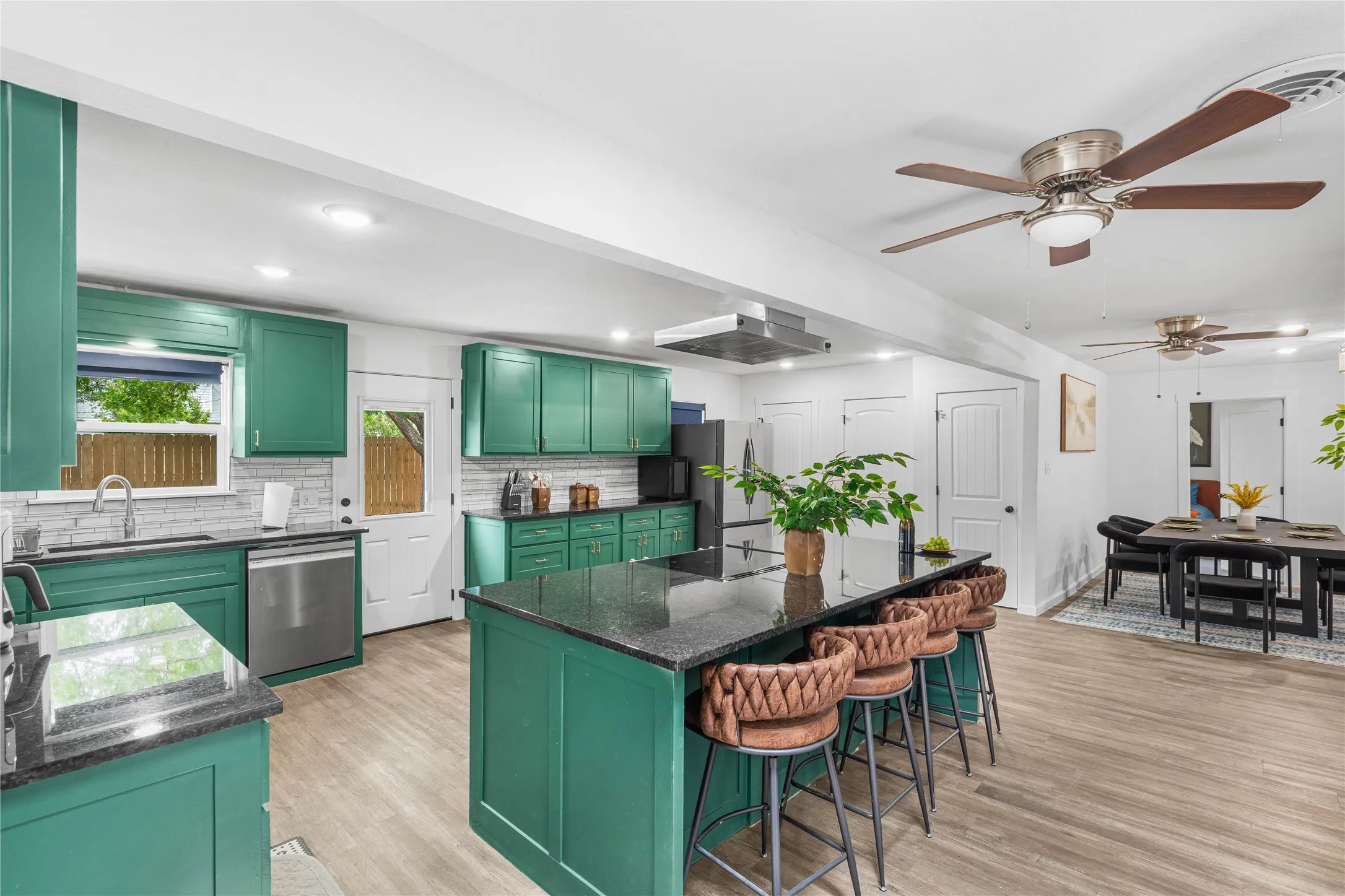 Single Family Residence For Rent in Taylor County , 2601 N Willis Street, Abilene, Texas 79603, 4 Bedroom, 3 Bathroom, Garage spaces, 2,678 Sqft, built in 1970, mls#21311698, Real Estate Agent in Abilene, Homes For Rent in Taylor county, Homes For Rent in Abilene, Realtor in Abilene Texas, Real Estate Brokerage Independent Realty Texas, Luminita Cordes Realtor