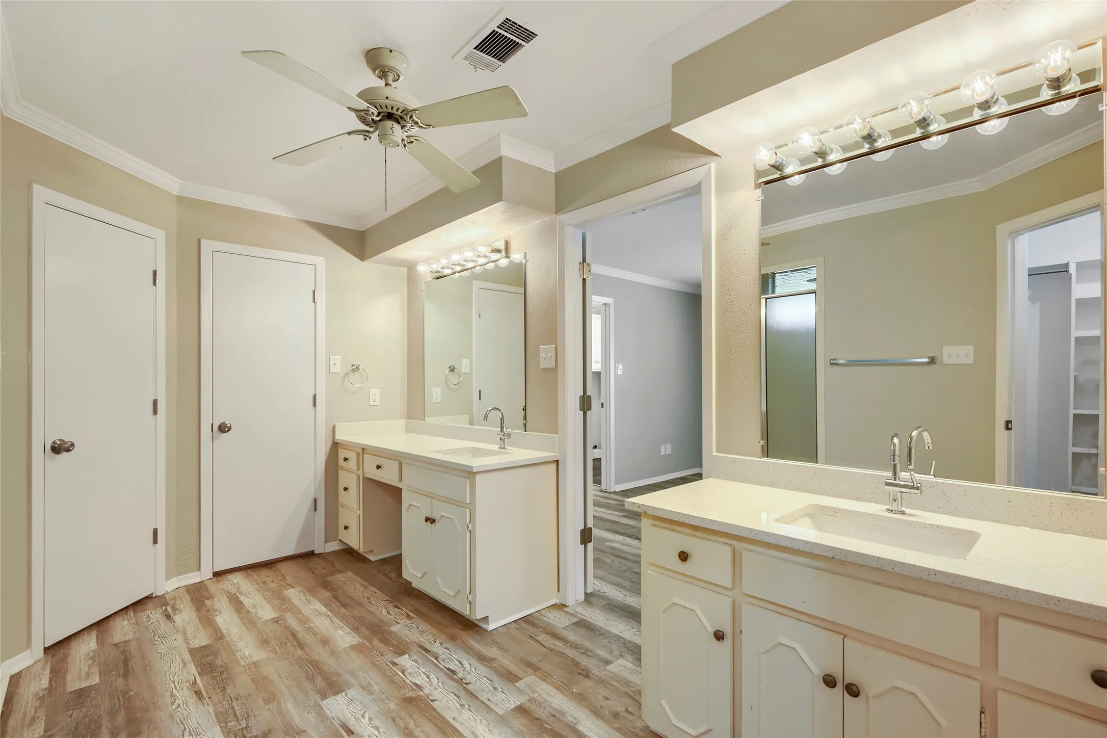 Single Family Residence For Sale in Dallas County , 8631 Charing Cross Lane, Dallas, Texas 75238, 4 Bedroom, 3 Bathroom, 2 Garage spaces, 2,066 Sqft, built in 1967, mls#21178844, Real Estate Agent in Dallas, Homes For Sale in Dallas county, Homes For Sale in Dallas, Realtor in Dallas Texas, Real Estate Brokerage Independent Realty Texas, Luminita Cordes Realtor