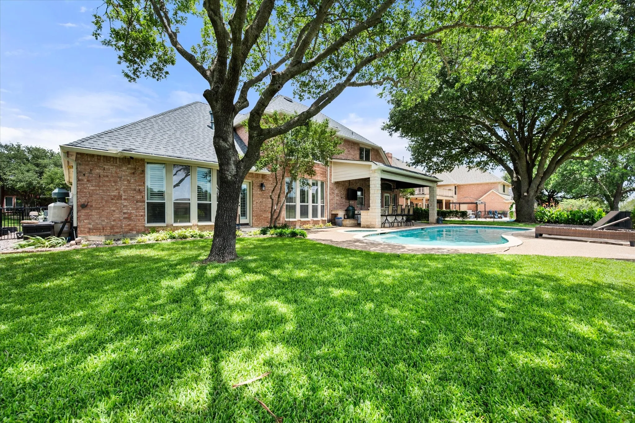 Single Family Residence For Sale in Tarrant County , 1398 Fairhaven Drive, Mansfield, Texas 76063, 4 Bedroom, 3 Bathroom, 2 Garage spaces, 3,050 Sqft, built in 1992, mls#21296602, Real Estate Agent in Mansfield, Homes For Sale in Tarrant county, Homes For Sale in Mansfield, Realtor in Mansfield Texas, Real Estate Brokerage Independent Realty Texas, Luminita Cordes Realtor