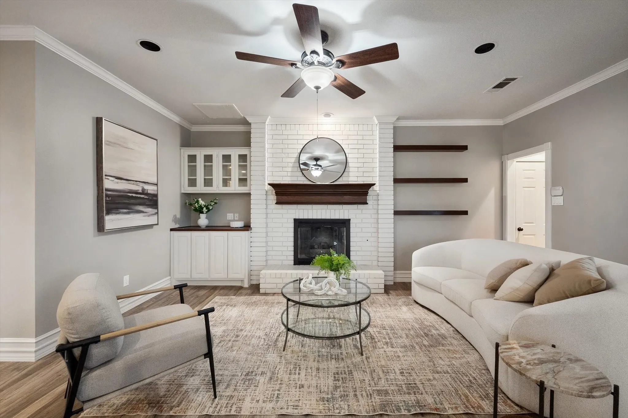 Single Family Residence For Sale in Tarrant County , 1398 Fairhaven Drive, Mansfield, Texas 76063, 4 Bedroom, 3 Bathroom, 2 Garage spaces, 3,050 Sqft, built in 1992, mls#21296602, Real Estate Agent in Mansfield, Homes For Sale in Tarrant county, Homes For Sale in Mansfield, Realtor in Mansfield Texas, Real Estate Brokerage Independent Realty Texas, Luminita Cordes Realtor