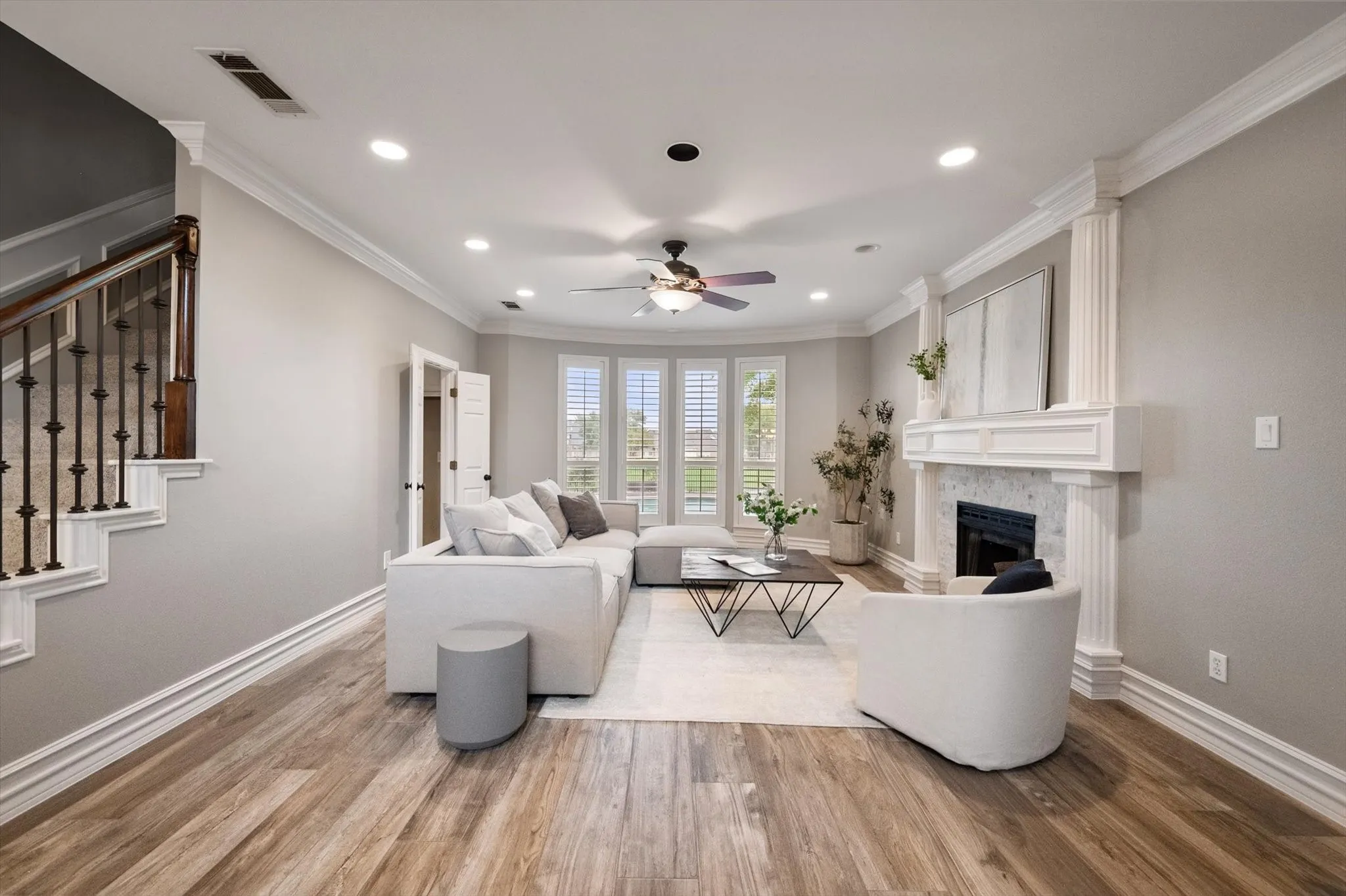 Single Family Residence For Sale in Tarrant County , 1398 Fairhaven Drive, Mansfield, Texas 76063, 4 Bedroom, 3 Bathroom, 2 Garage spaces, 3,050 Sqft, built in 1992, mls#21296602, Real Estate Agent in Mansfield, Homes For Sale in Tarrant county, Homes For Sale in Mansfield, Realtor in Mansfield Texas, Real Estate Brokerage Independent Realty Texas, Luminita Cordes Realtor
