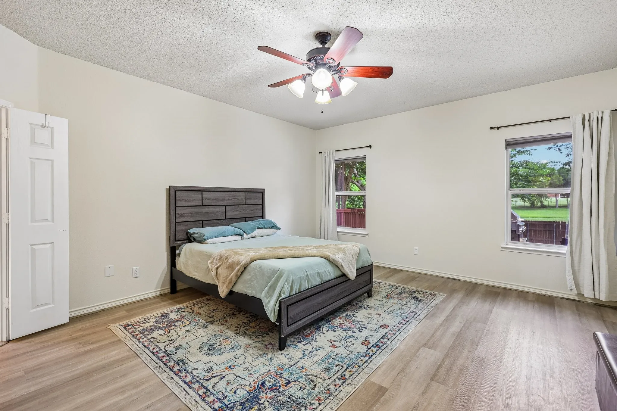 Single Family Residence For Sale in Collin County , 1711 Rushing Way, Wylie, Texas 75098, 3 Bedroom, 2 Bathroom, 2 Garage spaces, 1,869 Sqft, built in 2003, Price $379,000, mls#21288737, Real Estate Agent in Wylie, Homes For Sale in Collin county, Homes For Sale in Wylie, Realtor in Wylie Texas, Real Estate Brokerage Independent Realty Texas, Luminita Cordes Realtor