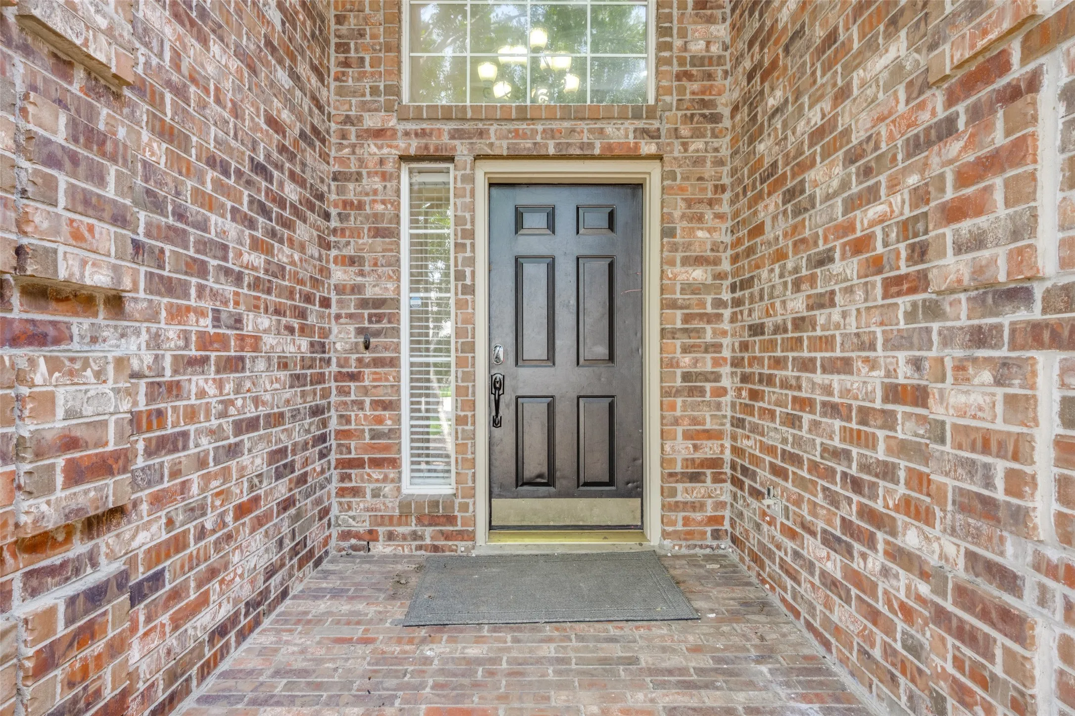Single Family Residence For Sale in Denton County , 2905 Furlong Drive W, Flower Mound, Texas 75022, 4 Bedroom, 3 Bathroom, 2 Garage spaces, 2,265 Sqft, built in 1996, mls#21310042, Real Estate Agent in Flower Mound, Homes For Sale in Denton county, Homes For Sale in Flower Mound, Realtor in Flower Mound Texas, Real Estate Brokerage Independent Realty Texas, Luminita Cordes Realtor