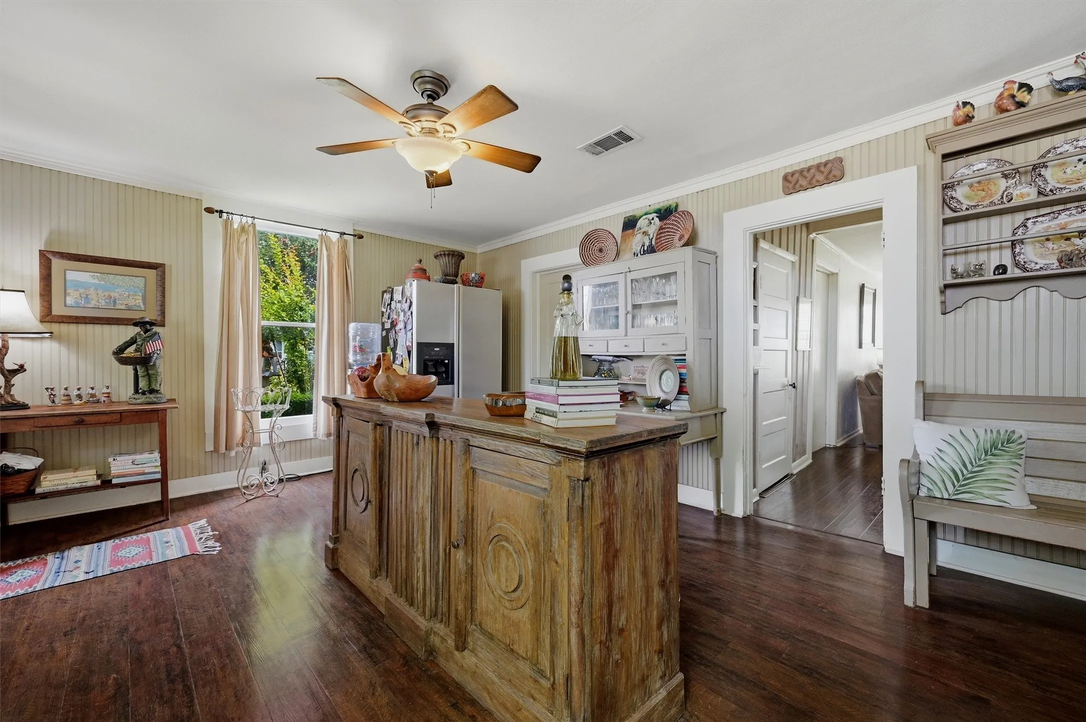Single Family Residence For Sale in Collin County , 202 E Main Street, Celina, Texas 75009, 3 Bedrooms, 2 Bathrooms, Garage spaces, 2,392 Sqft, built in 1915, Price $1,800,000, mls#21269325, Real Estate Agent in Celina, Homes For Sale in Collin county, Homes For Sale in Celina, Realtor in Celina Texas, Real Estate Brokerage Independent Realty Texas, Luminita Cordes Realtor