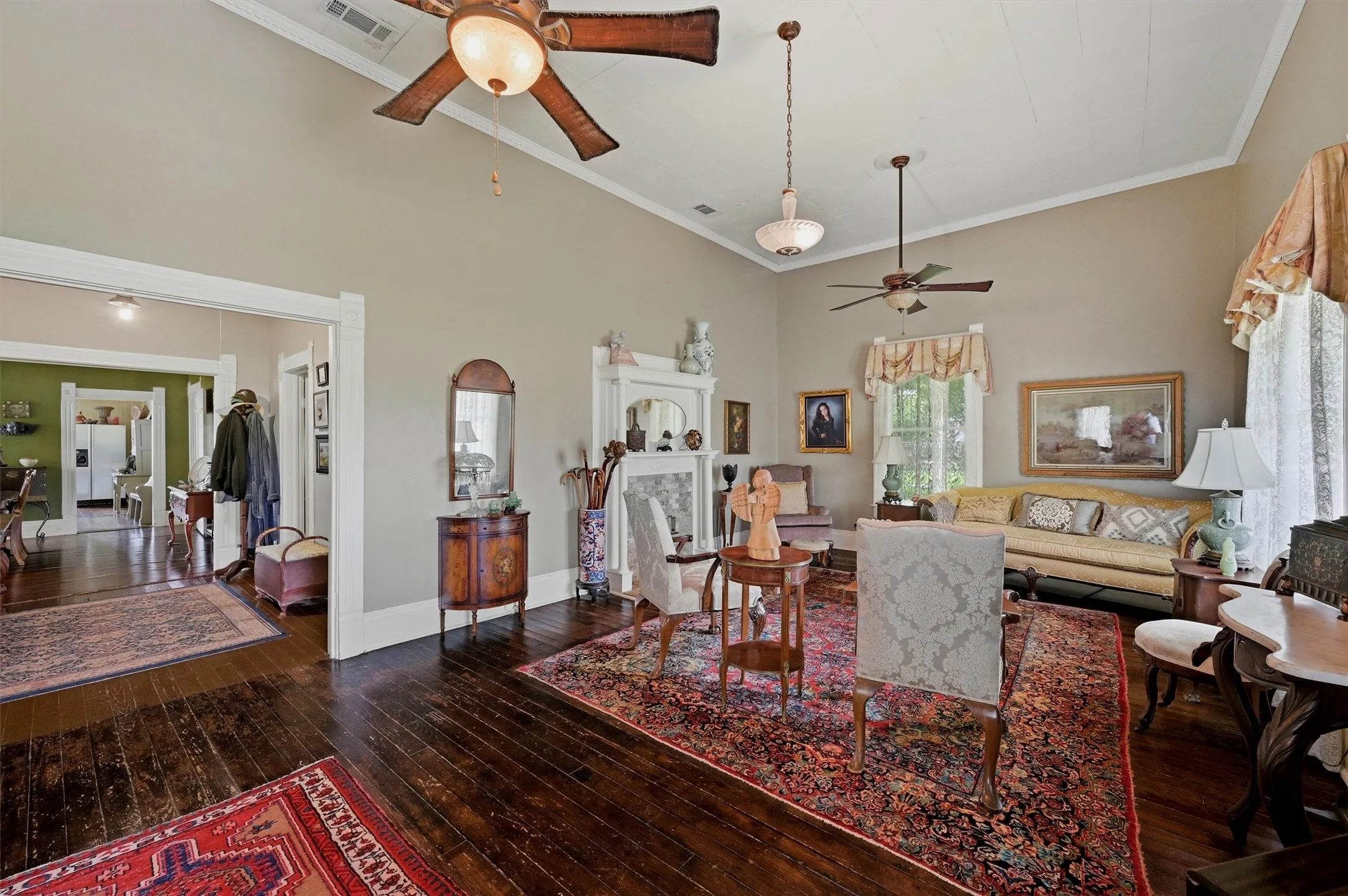 Single Family Residence For Sale in Collin County , 202 E Main Street, Celina, Texas 75009, 3 Bedrooms, 2 Bathrooms, Garage spaces, 2,392 Sqft, built in 1915, Price $1,800,000, mls#21269325, Real Estate Agent in Celina, Homes For Sale in Collin county, Homes For Sale in Celina, Realtor in Celina Texas, Real Estate Brokerage Independent Realty Texas, Luminita Cordes Realtor