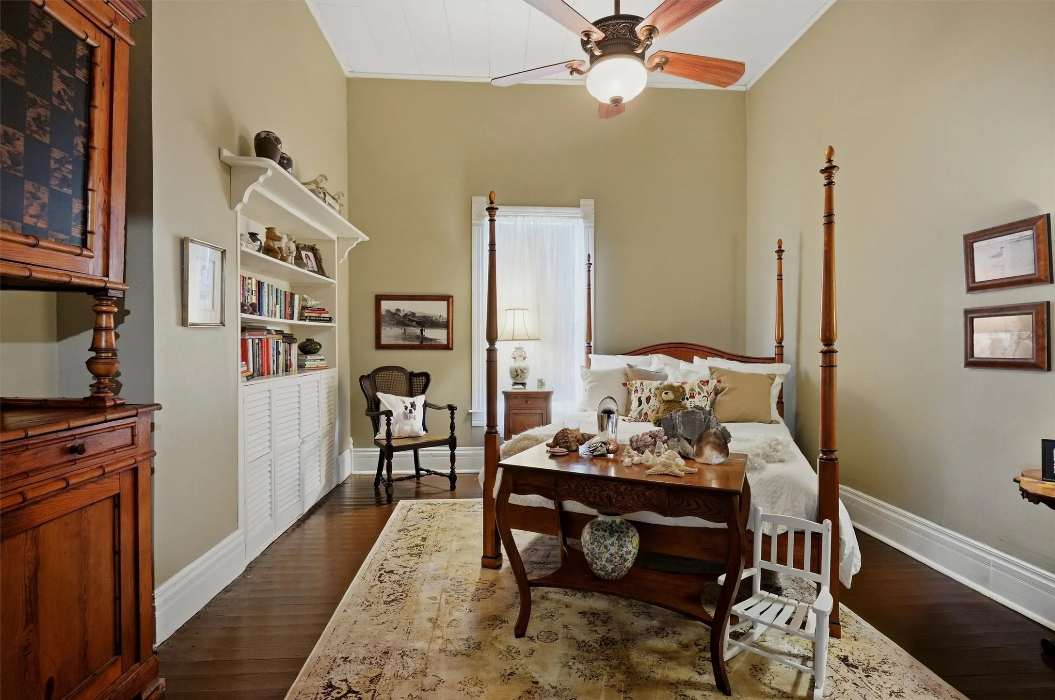 Single Family Residence For Sale in Collin County , 202 E Main Street, Celina, Texas 75009, 3 Bedrooms, 2 Bathrooms, Garage spaces, 2,392 Sqft, built in 1915, Price $1,800,000, mls#21269325, Real Estate Agent in Celina, Homes For Sale in Collin county, Homes For Sale in Celina, Realtor in Celina Texas, Real Estate Brokerage Independent Realty Texas, Luminita Cordes Realtor