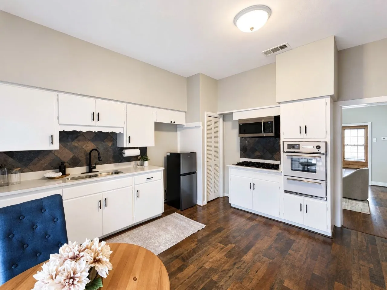Single Family Residence For Sale in Grayson County , 620 S Crockett Street, Sherman, Texas 75090, 2 Bedroom, 1 Bathroom, Garage spaces, 1,408 Sqft, built in 1930, mls#21299554, Real Estate Agent in Sherman, Homes For Sale in Grayson county, Homes For Sale in Sherman, Realtor in Sherman Texas, Real Estate Brokerage Independent Realty Texas, Luminita Cordes Realtor