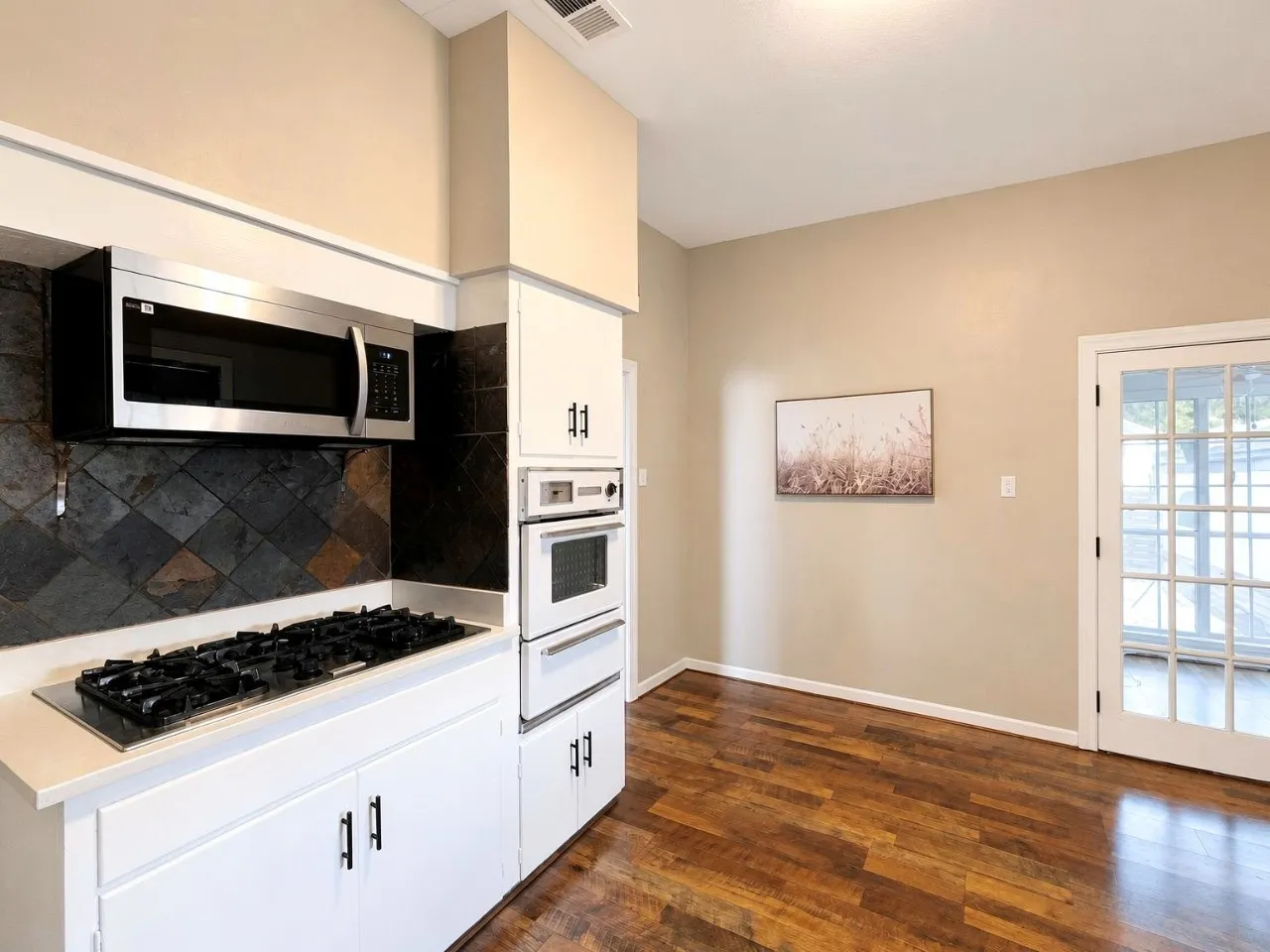 Single Family Residence For Sale in Grayson County , 620 S Crockett Street, Sherman, Texas 75090, 2 Bedroom, 1 Bathroom, Garage spaces, 1,408 Sqft, built in 1930, mls#21299554, Real Estate Agent in Sherman, Homes For Sale in Grayson county, Homes For Sale in Sherman, Realtor in Sherman Texas, Real Estate Brokerage Independent Realty Texas, Luminita Cordes Realtor