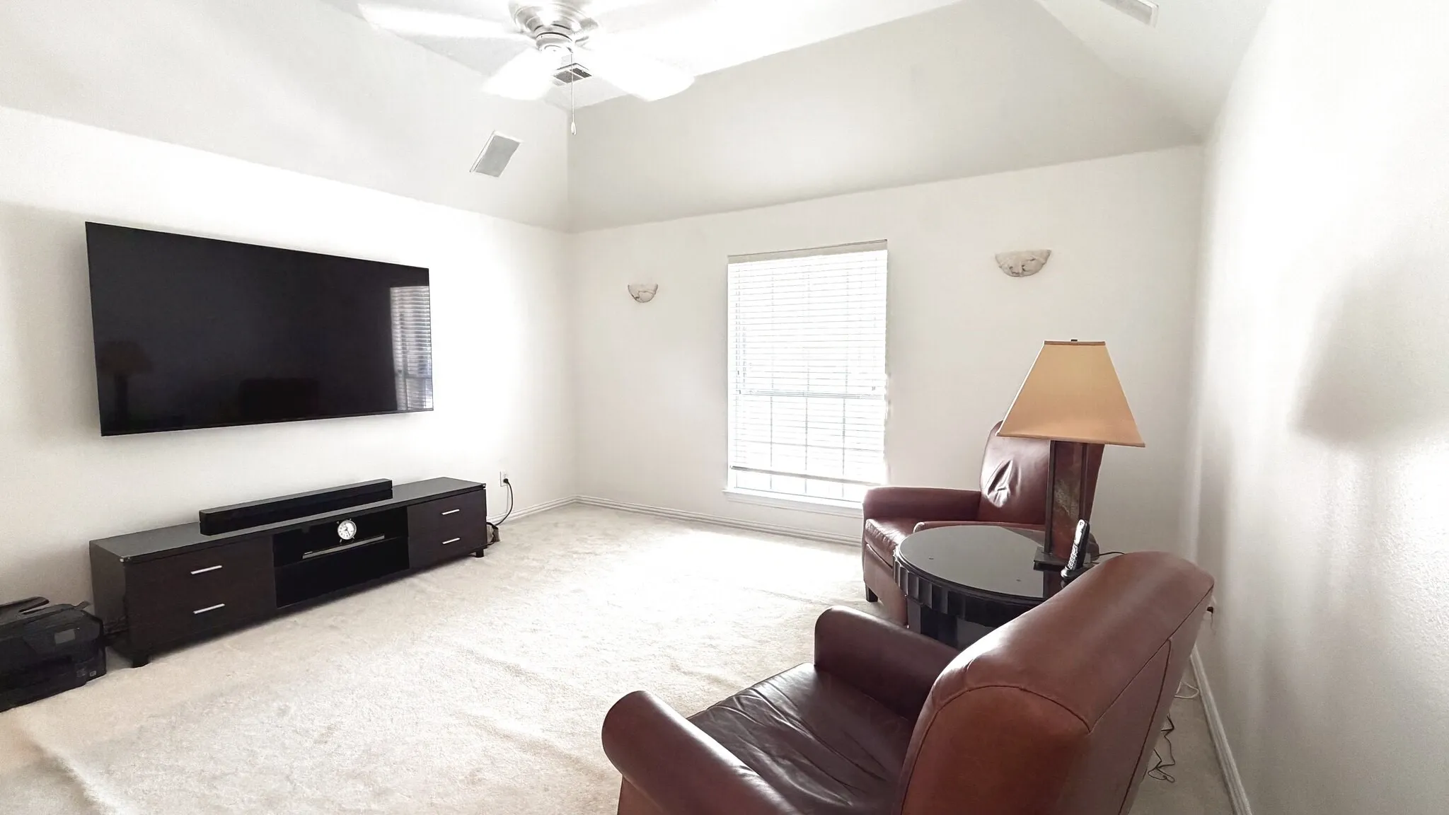 Bonus room, can be used for a media room, playroom, office