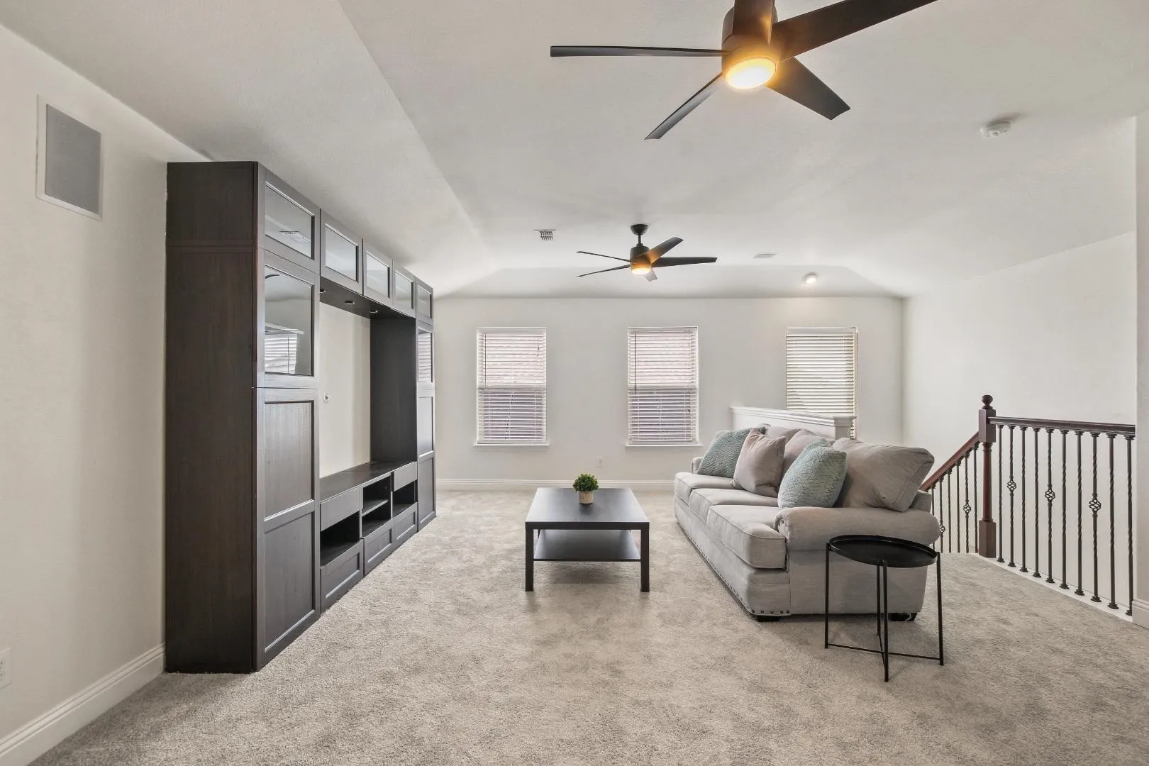 Single Family Residence For Sale in Denton County , 1509 Waterfall Lane, Little Elm, Texas 75068, 4 Bedroom, 3 Bathroom, 2 Garage spaces, 2,522 Sqft, built in 2014, mls#21311667, Real Estate Agent in Little Elm, Homes For Sale in Denton county, Homes For Sale in Little Elm, Realtor in Little Elm Texas, Real Estate Brokerage Independent Realty Texas, Luminita Cordes Realtor