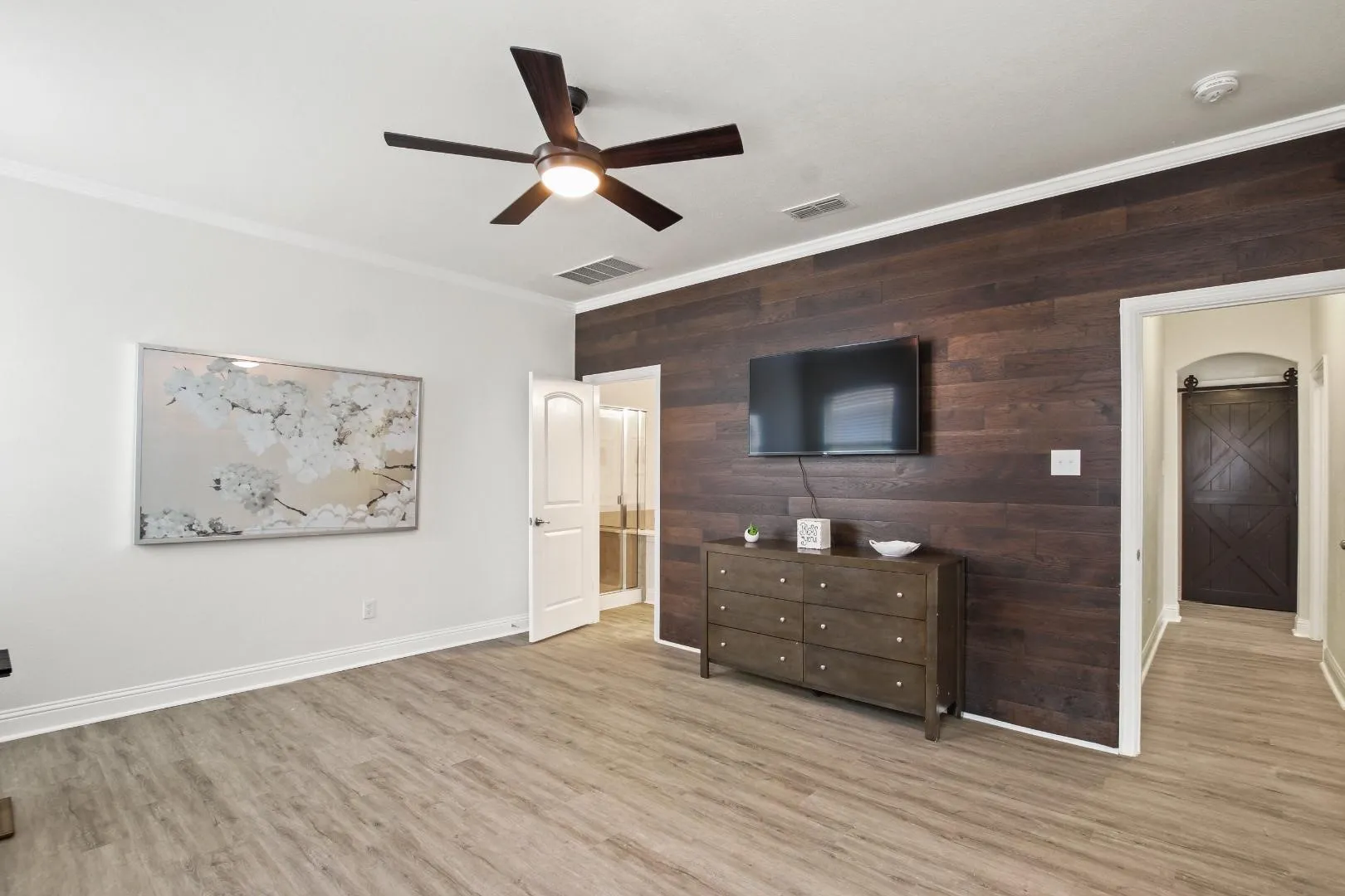 Single Family Residence For Sale in Denton County , 1509 Waterfall Lane, Little Elm, Texas 75068, 4 Bedroom, 3 Bathroom, 2 Garage spaces, 2,522 Sqft, built in 2014, mls#21311667, Real Estate Agent in Little Elm, Homes For Sale in Denton county, Homes For Sale in Little Elm, Realtor in Little Elm Texas, Real Estate Brokerage Independent Realty Texas, Luminita Cordes Realtor